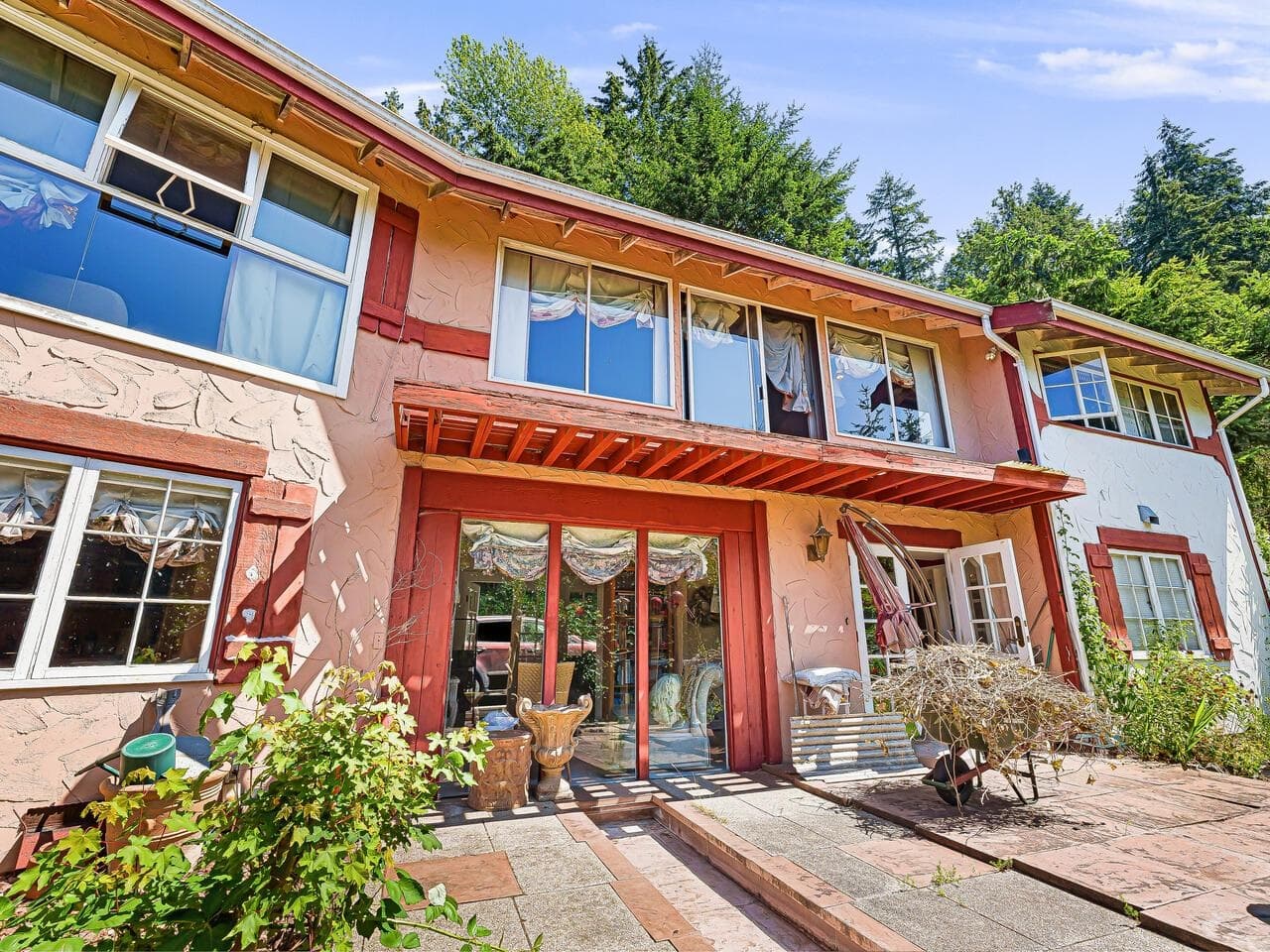 35 Lions Bay Avenue, Lions Bay, V0N 2E0 — photo 1