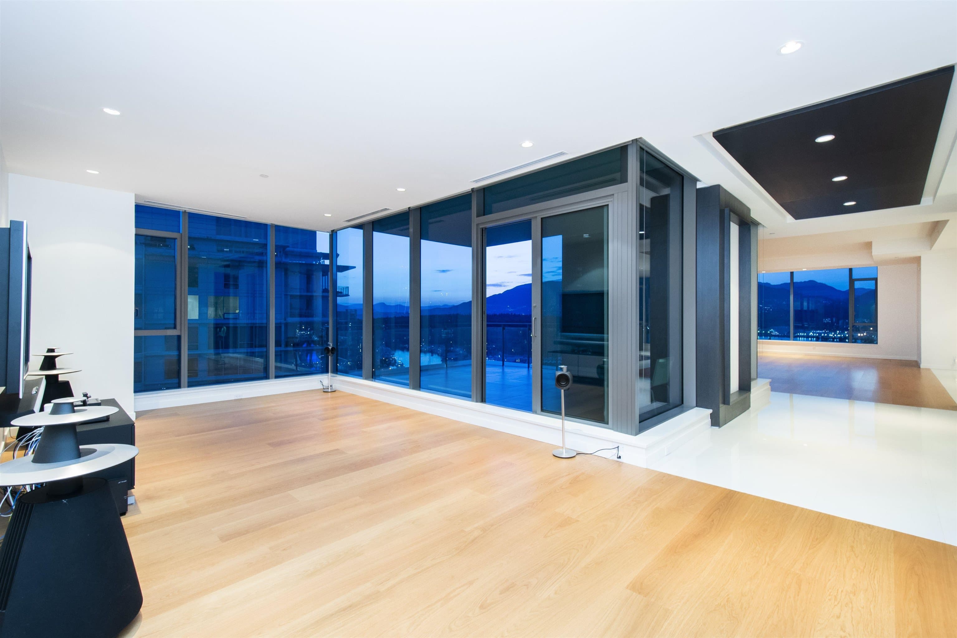 2601 - 277 Thurlow Street, Vancouver, V6C 0C1 — photo 5