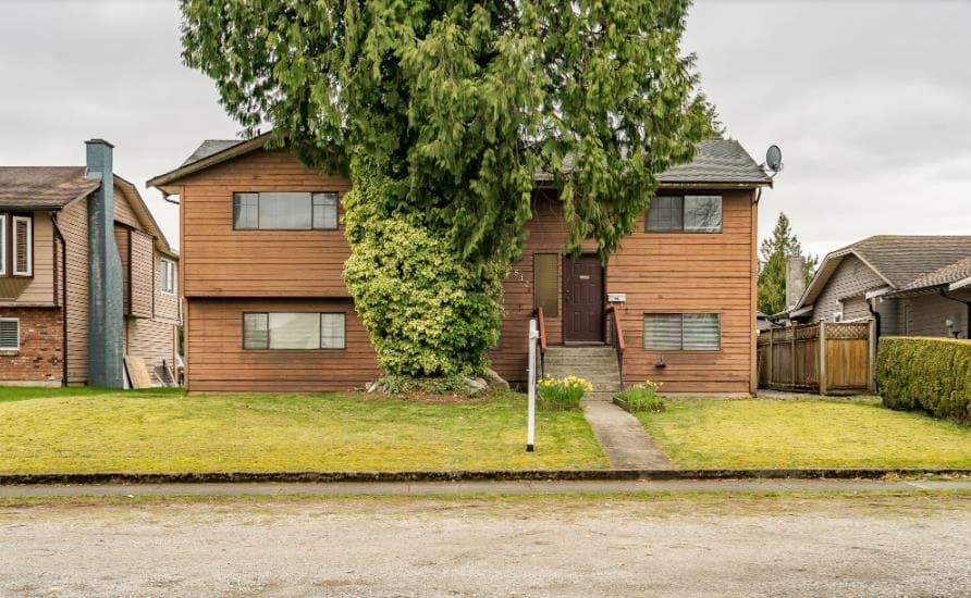 15512 100 Avenue, Surrey