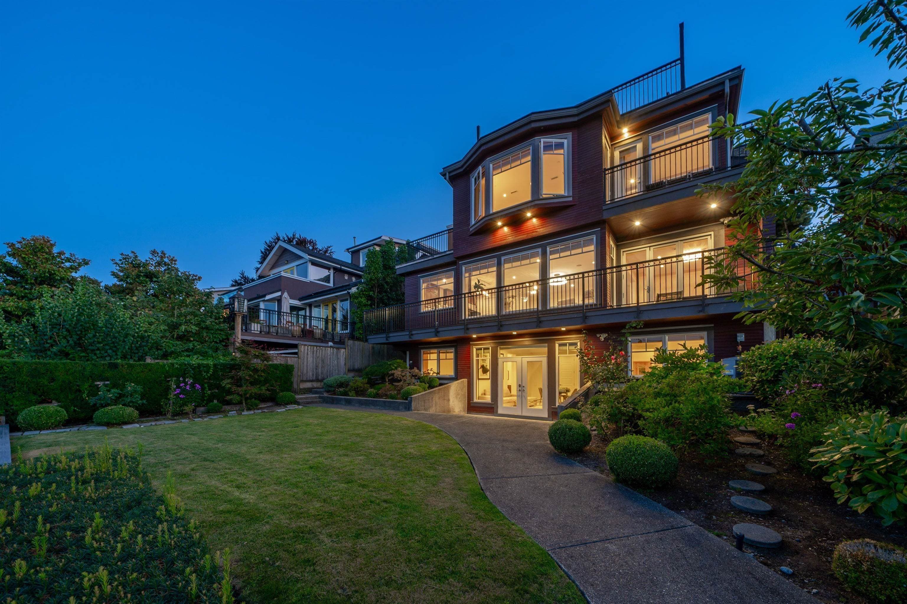 3936 Quesnel Drive, Vancouver, V6L 2X2 — photo 3