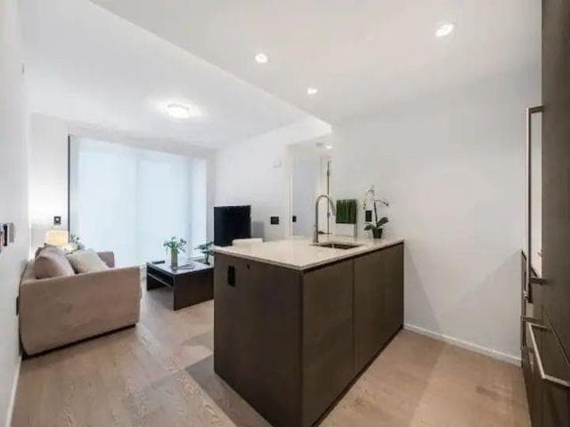 1504 - 1408 Robson Street, Vancouver, V6G 0E6 — photo 3