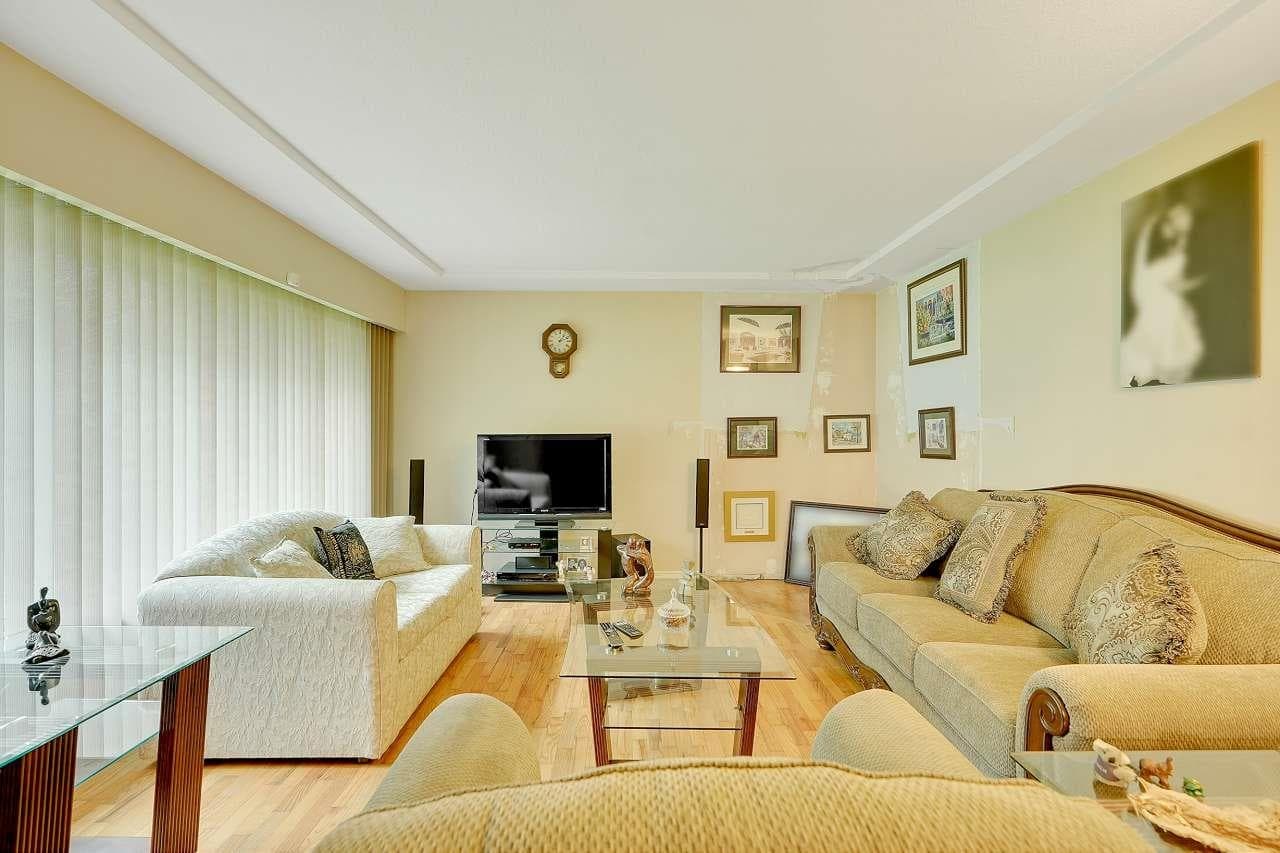 23979 118 Avenue, Maple Ridge, V4R 1Y8 — photo 2
