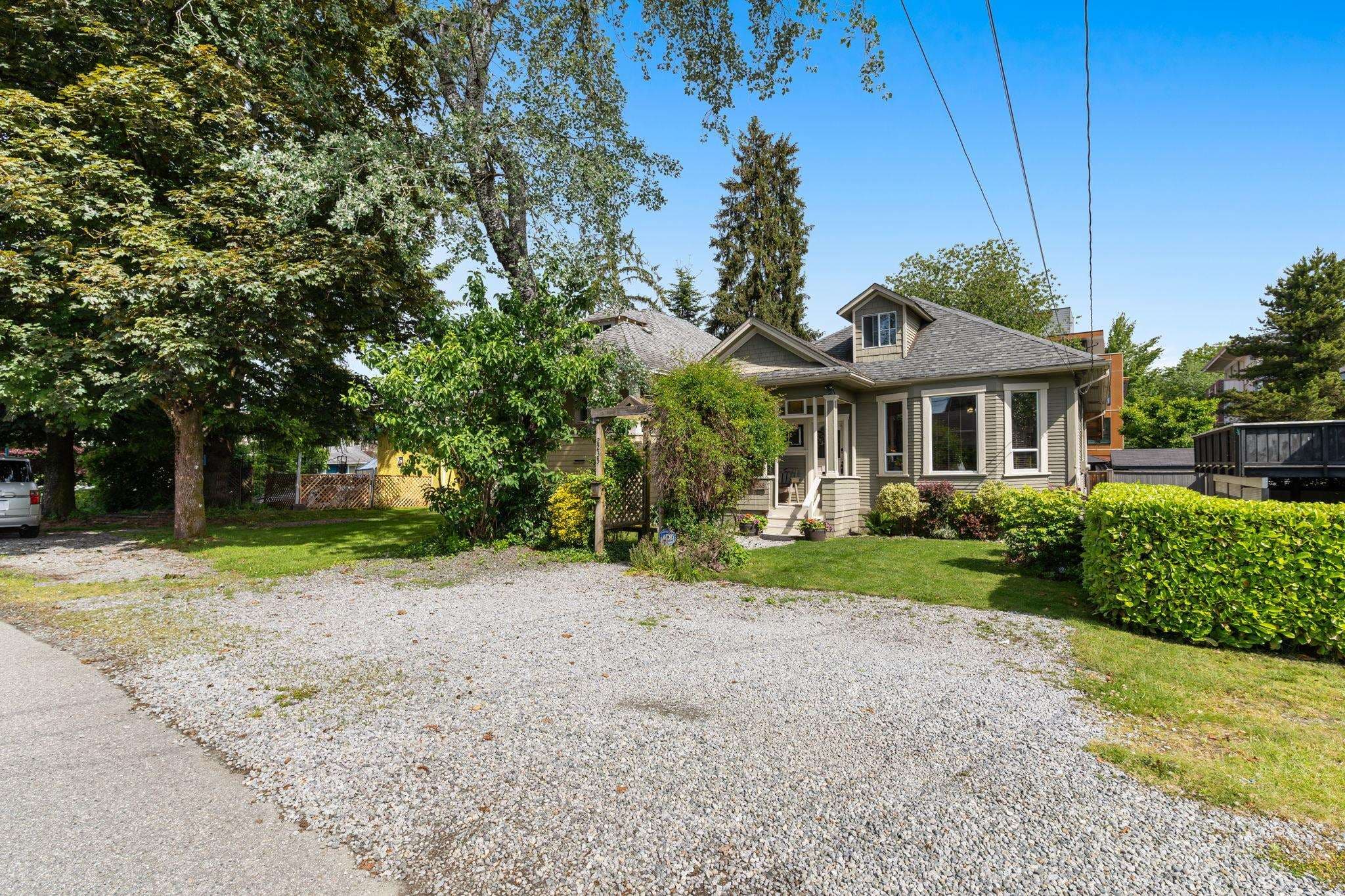 2235 Hawthorne Avenue, Port Coquitlam, V3C 1W5 — photo 3