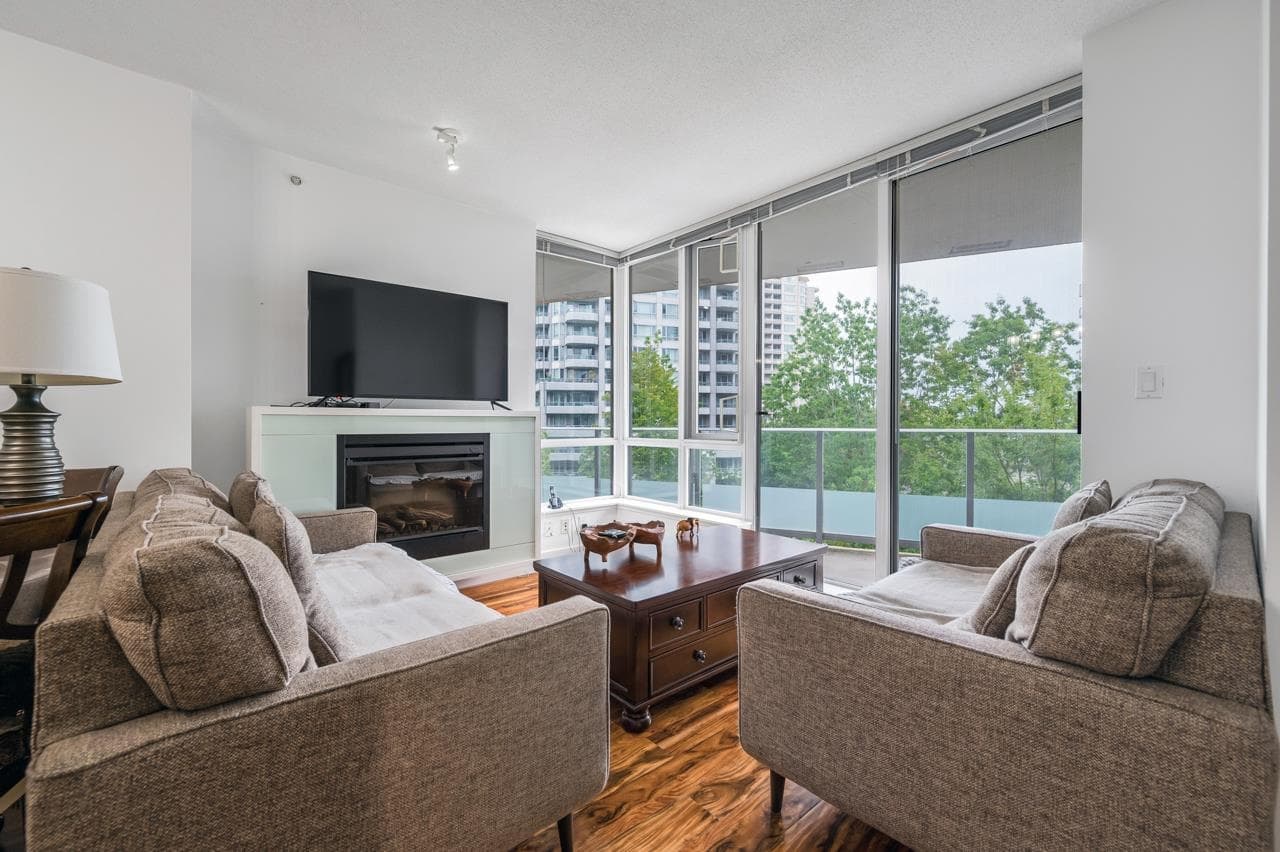 305 - 4808 Hazel Street, Burnaby, V5H 0A2 — photo 3