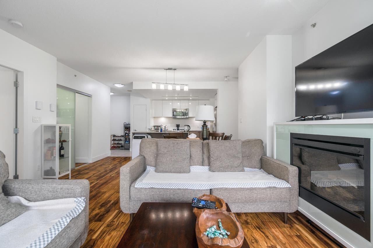 305 - 4808 Hazel Street, Burnaby, V5H 0A2 — photo 5