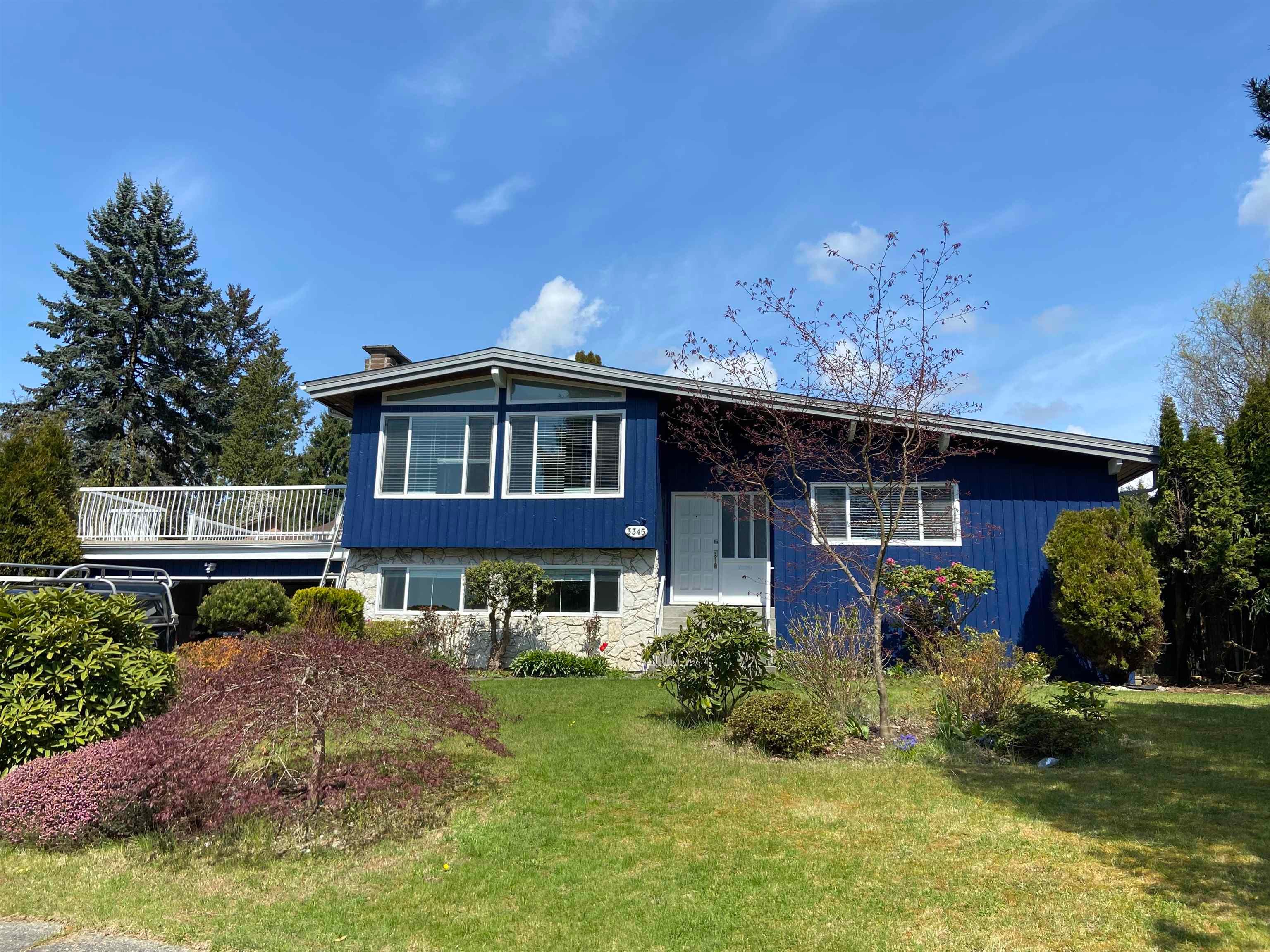 3345 Cardinal Drive, Burnaby, V5A 2T7 — photo 1