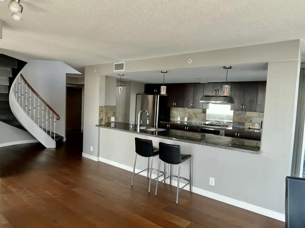 1905 - 6068 No. 3 Road, Richmond, V6Y 4M7 — photo 5