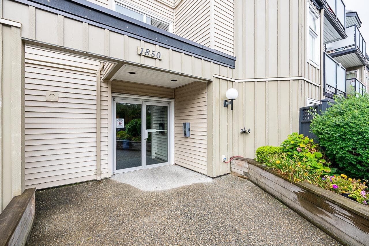 115 - 1850 E Southmere Crescent, Surrey, V4A 6Y6 — photo 5