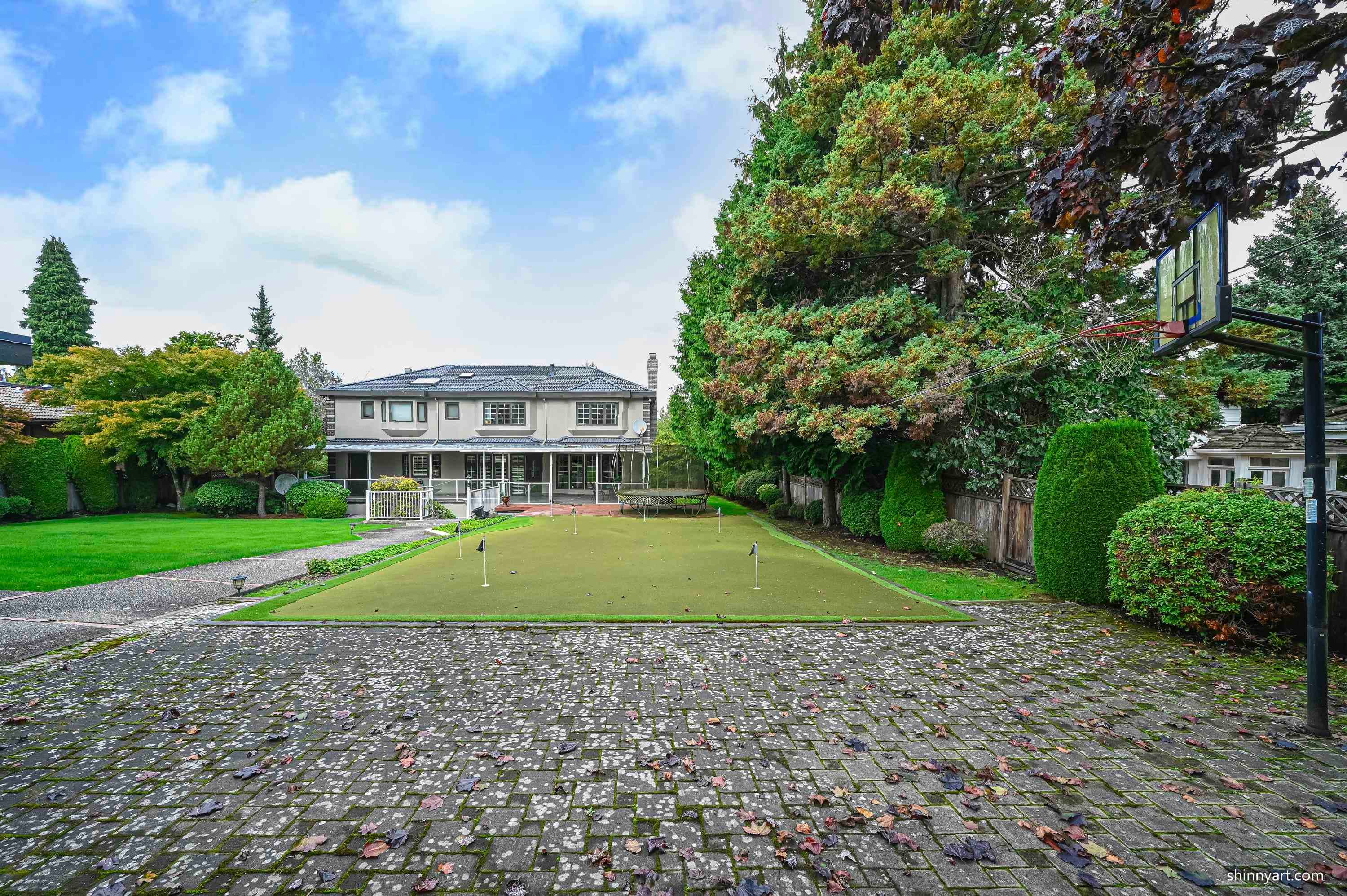 1368 Minto Crescent, Vancouver, V6H 2J5 — photo 2
