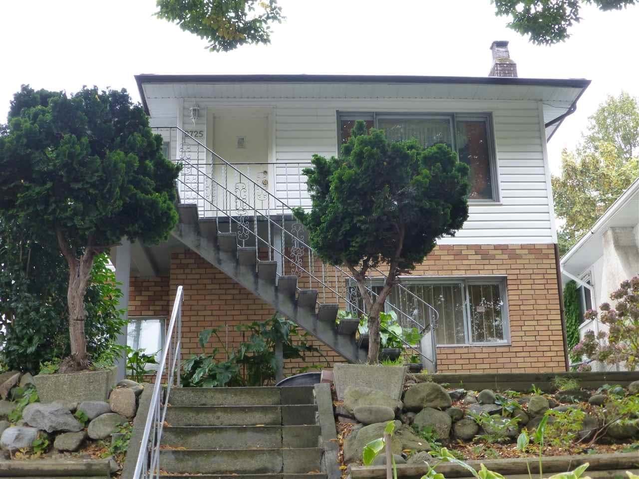 2725 E Broadway, Vancouver, V5M 1Y7 — photo 1