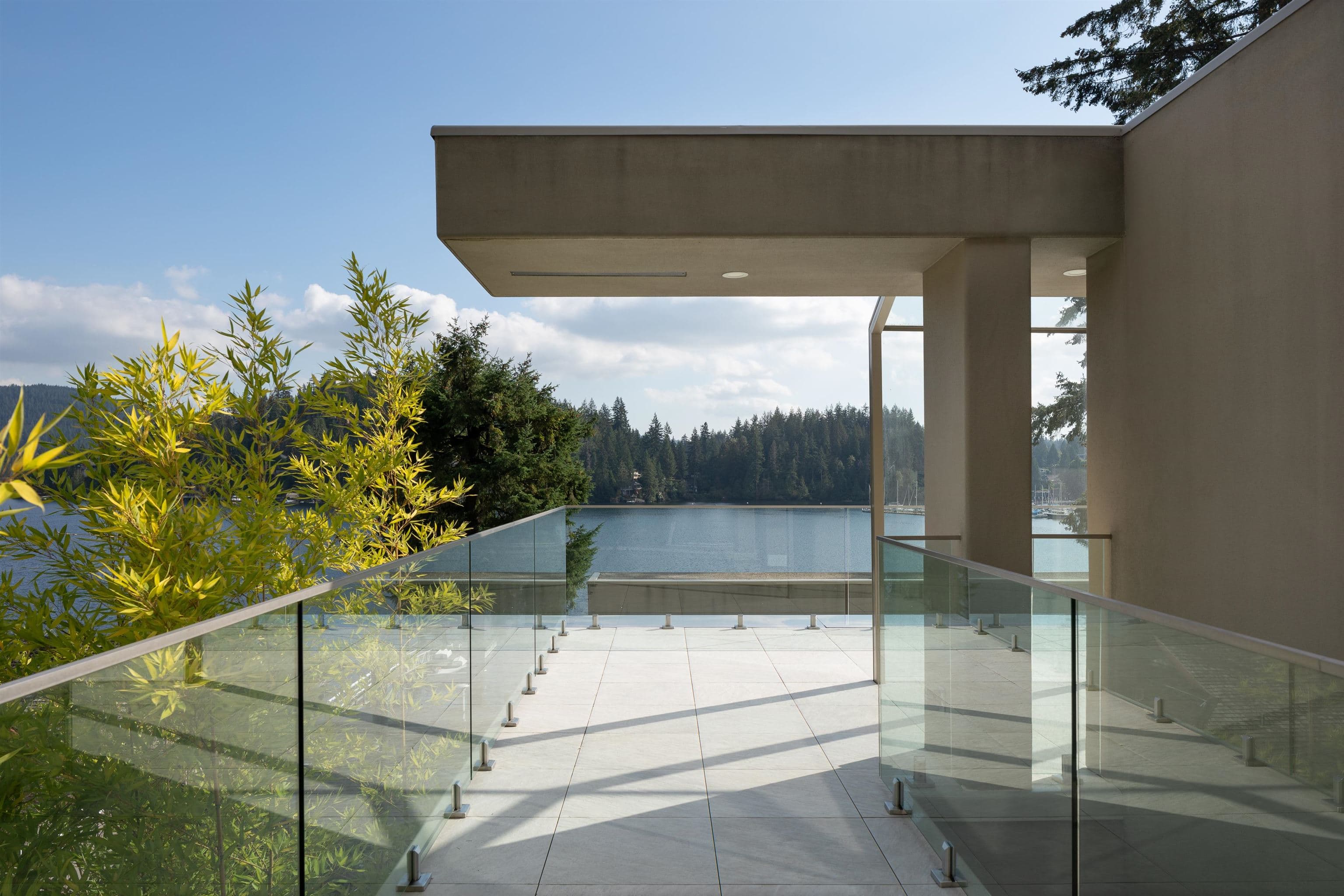 2724 Panorama Drive, North Vancouver, V7G 1V6 — photo 5