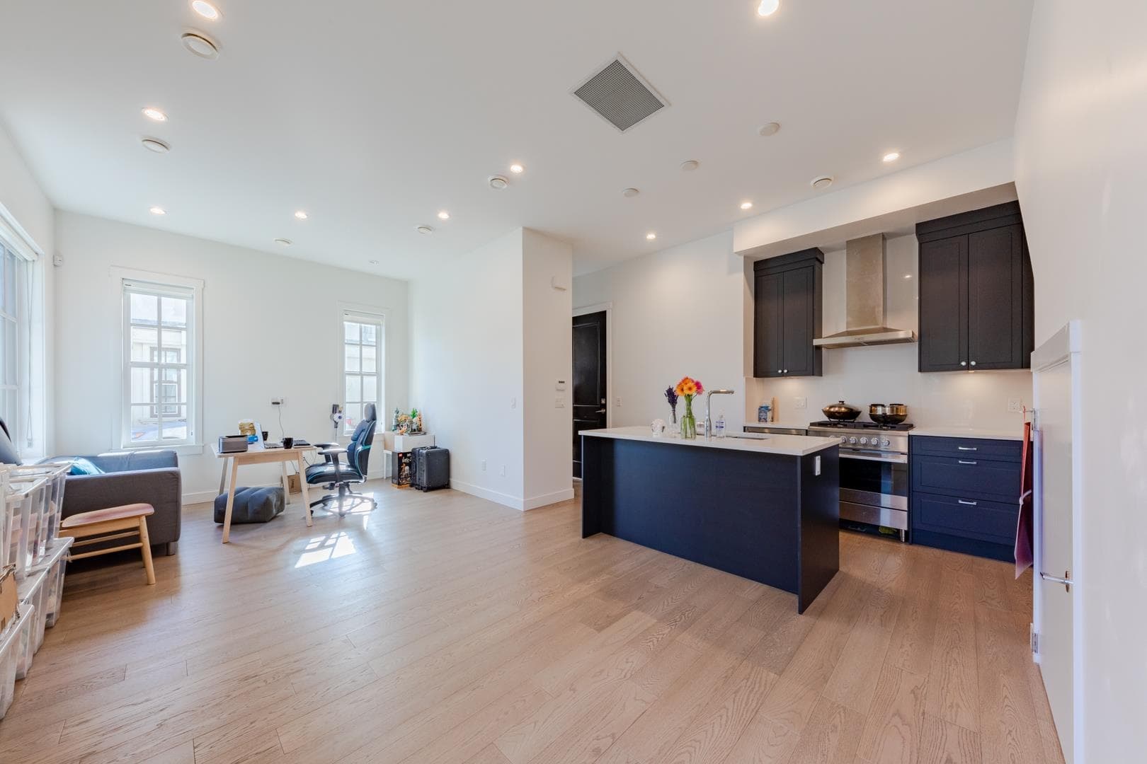 1 - 10495 No. 2 Road, Richmond, V7E 2E5 — photo 2