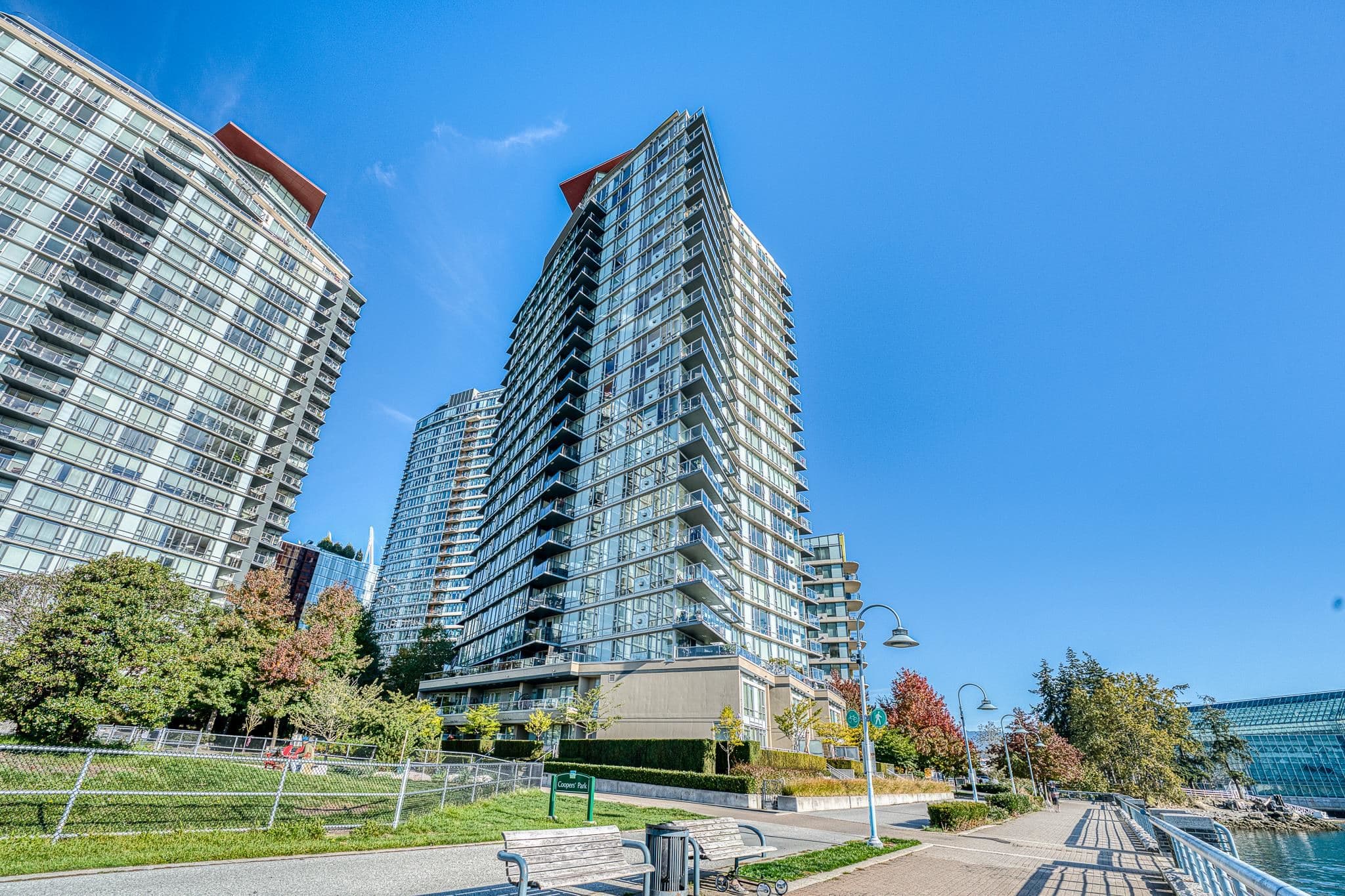 1703 - 8 Smithe Mews, Vancouver, V6B 0A5 — photo 3