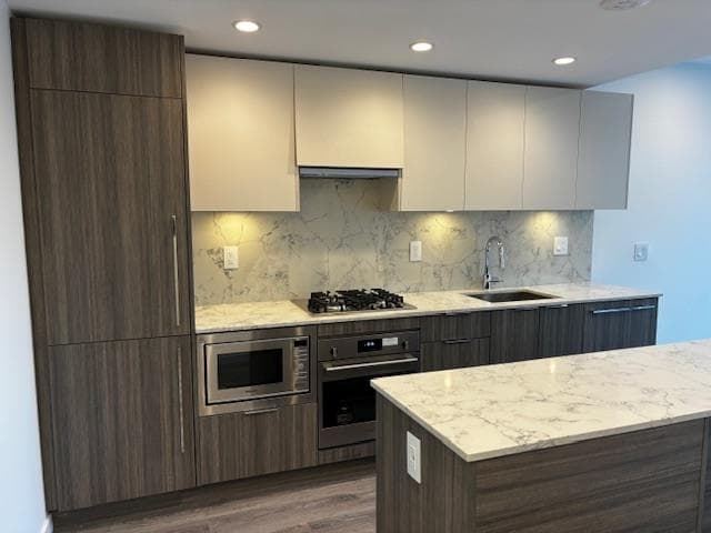304 - 10333 133 Street, Surrey, V0V 0V0 — photo 3