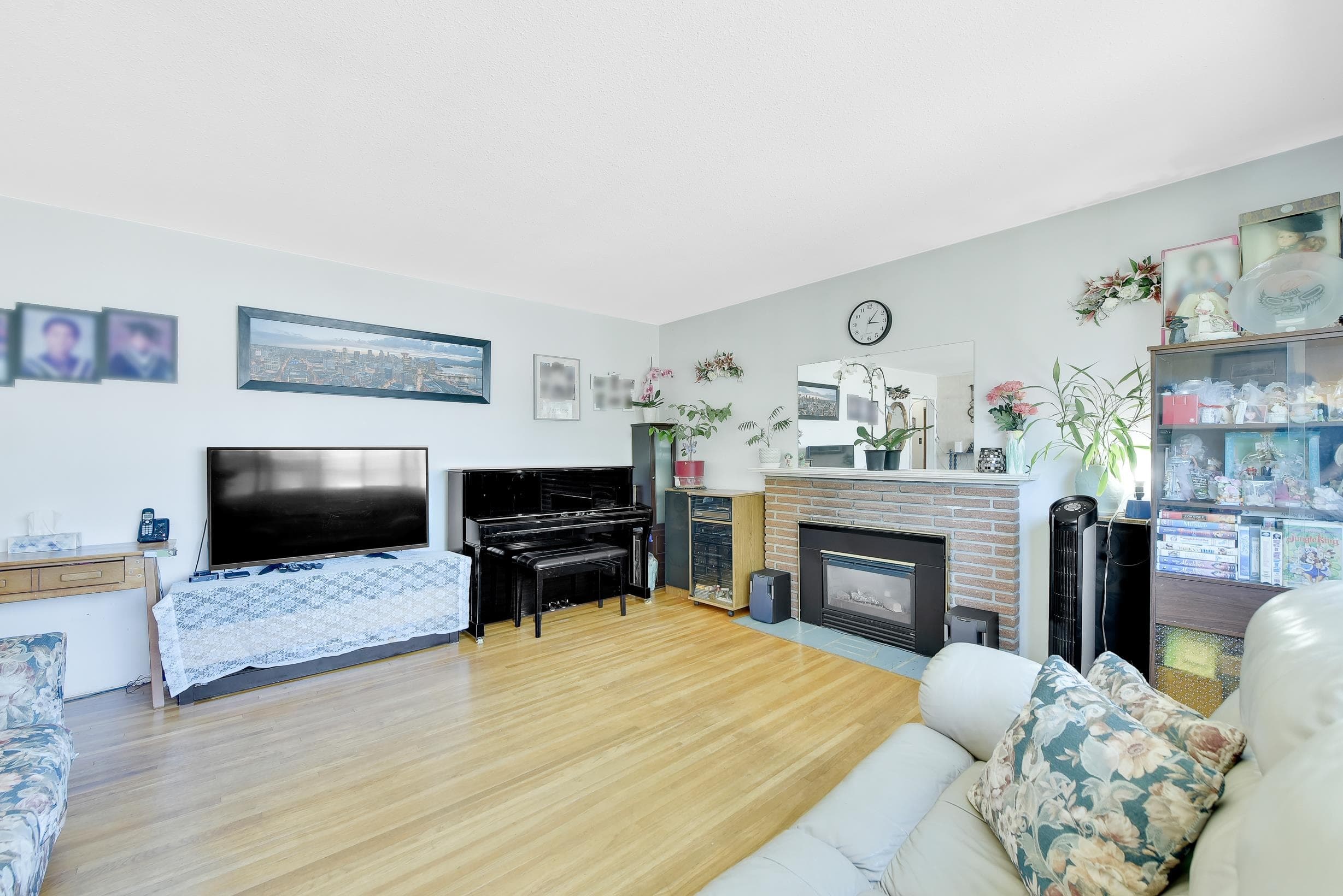 11059 146a Street, Surrey, V3R 3V3 — photo 5