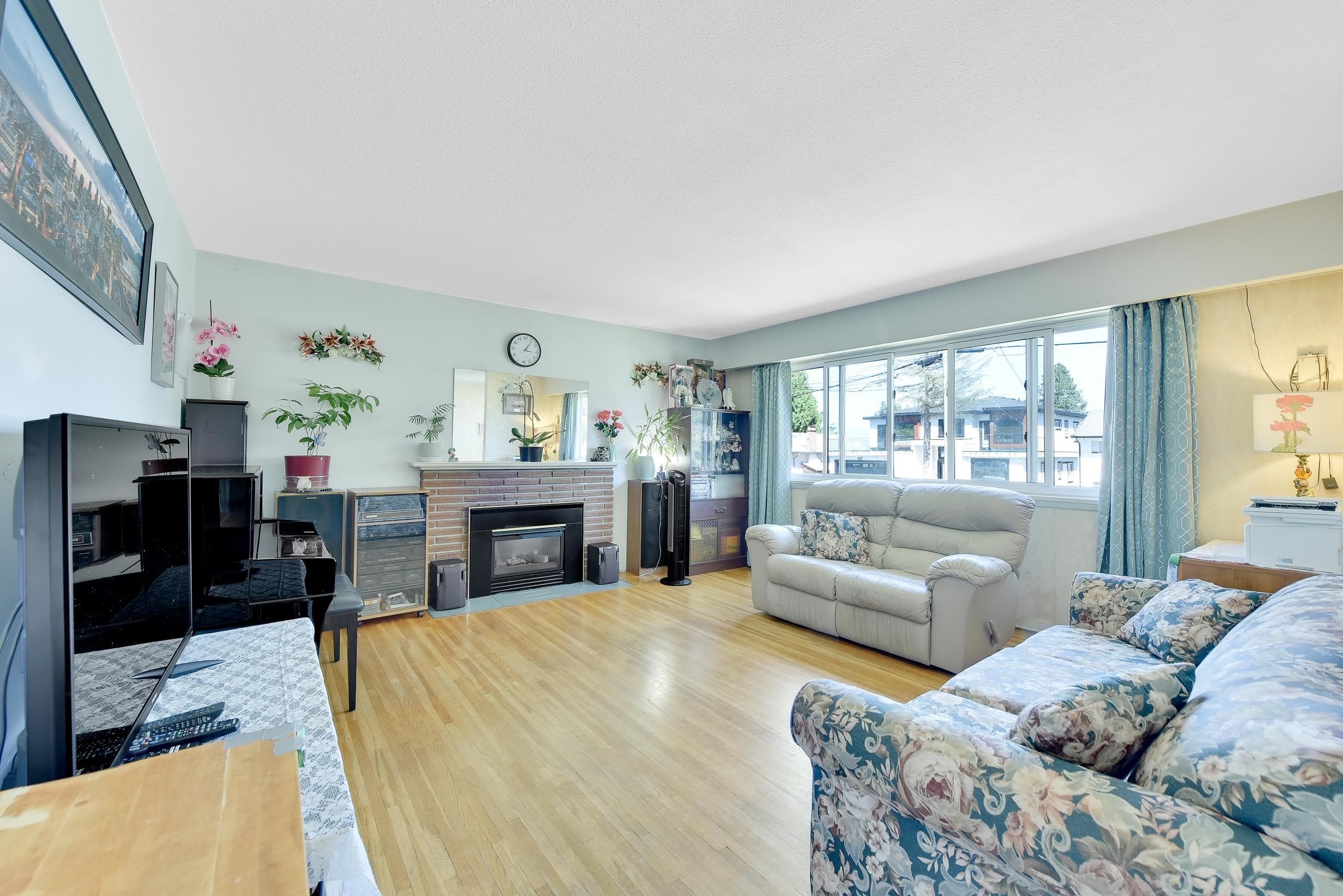 11059 146a Street, Surrey, V3R 3V3 — photo 4