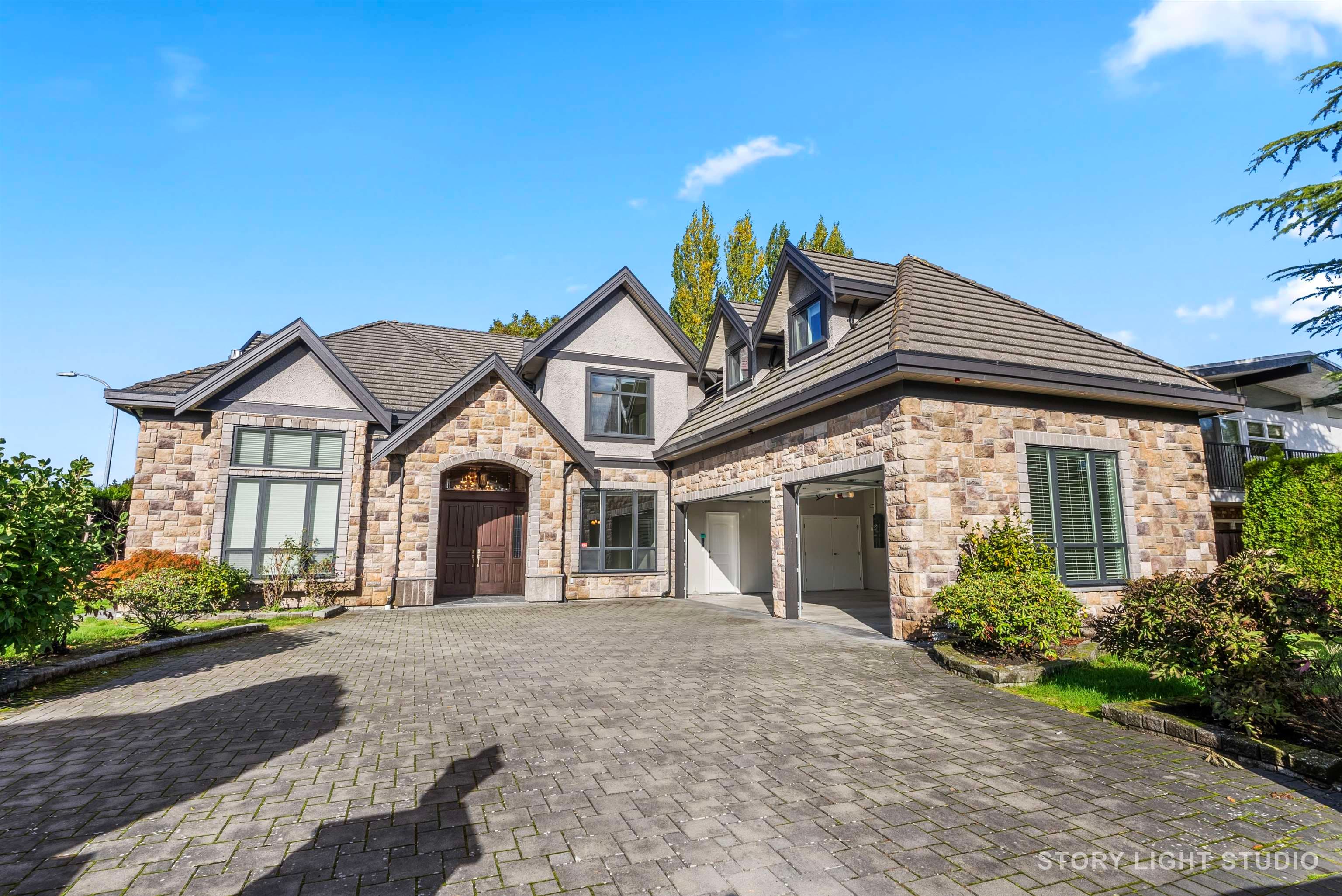 5515 Langtree Avenue, Richmond, V7C 4L6 — photo 2