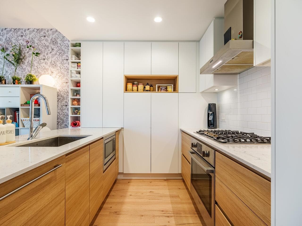 329 - 55 Klahanie Drive, Port Moody, V3H 0M9 — photo 3