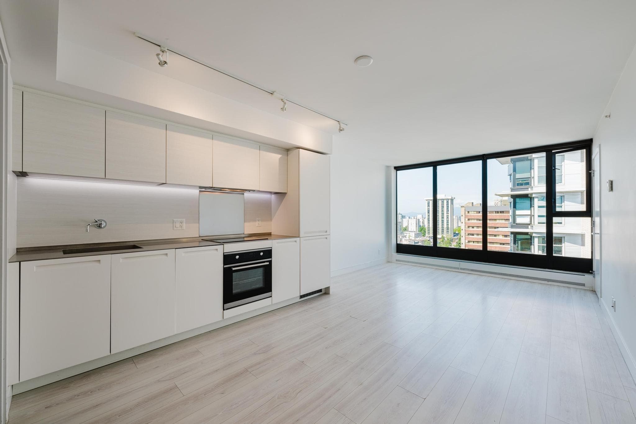 1908 - 1133 Hornby Street, Vancouver, V6Z 1W1 — photo 1