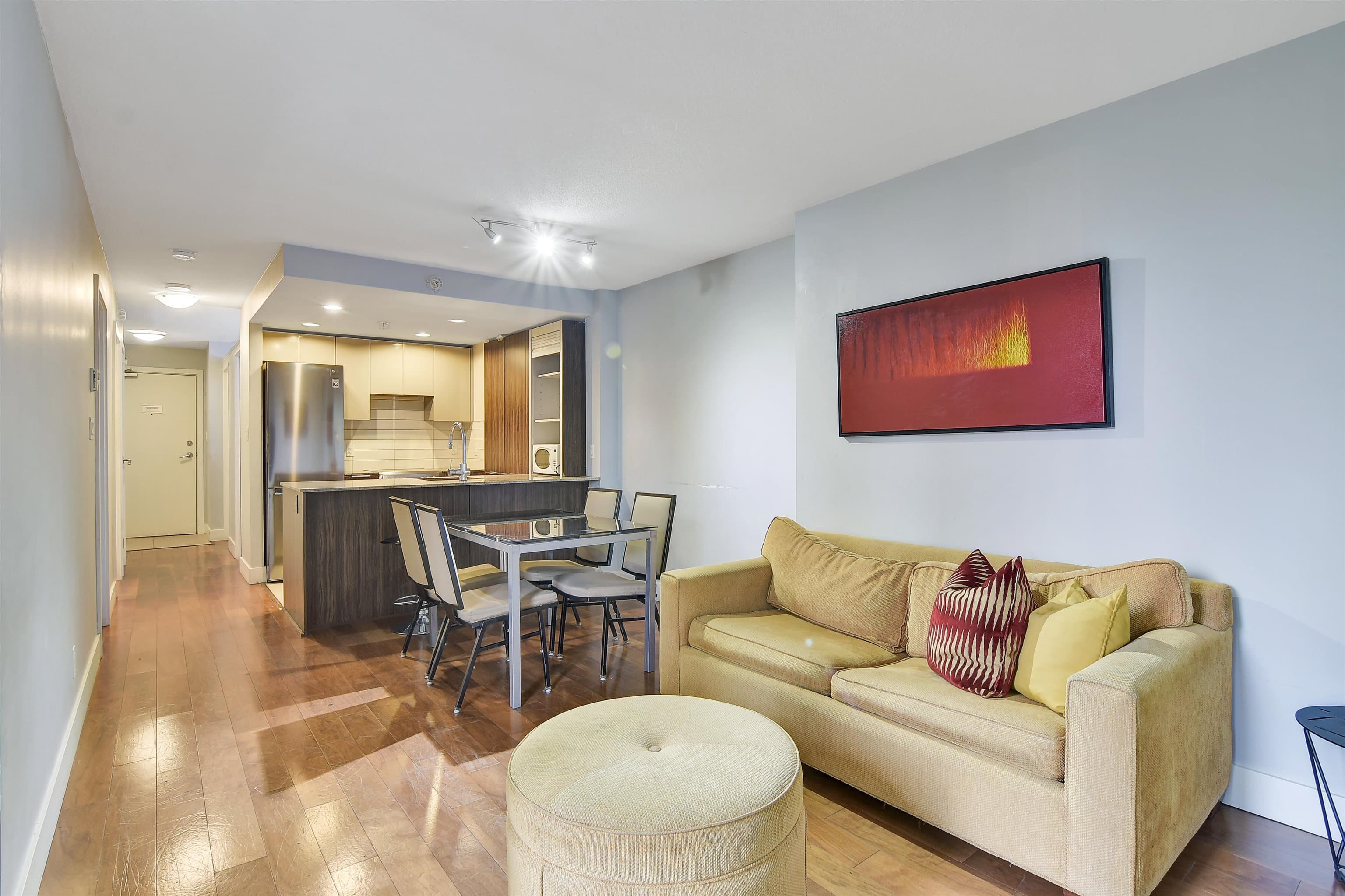 318 - 1088 Richards Street, Vancouver, V6B 3E1 — photo 5