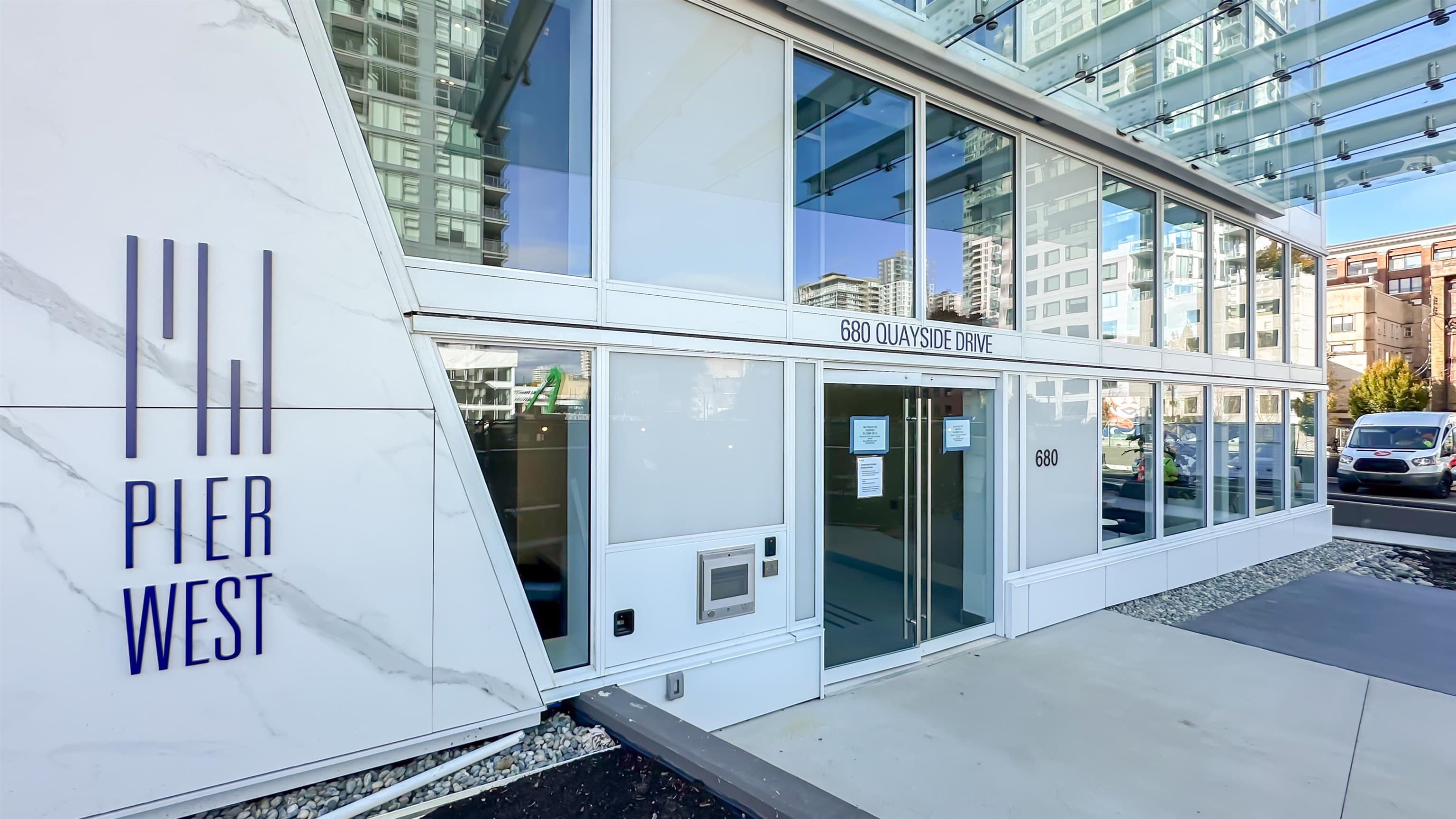 501 - 680 Quayside Drive, New Westminster, V3M 0P2 — photo 3