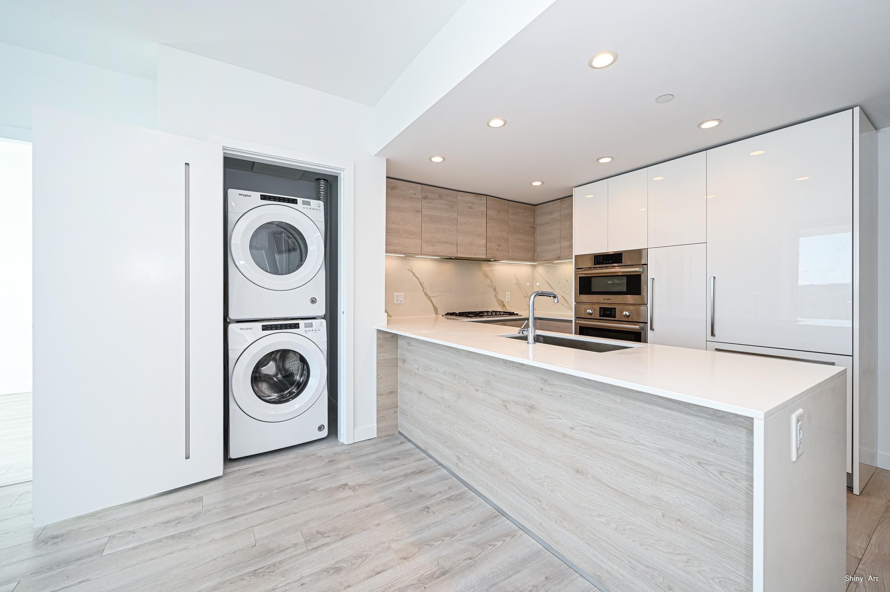 1907 - 2085 Skyline Court, Burnaby, V5C 0M6 — photo 5