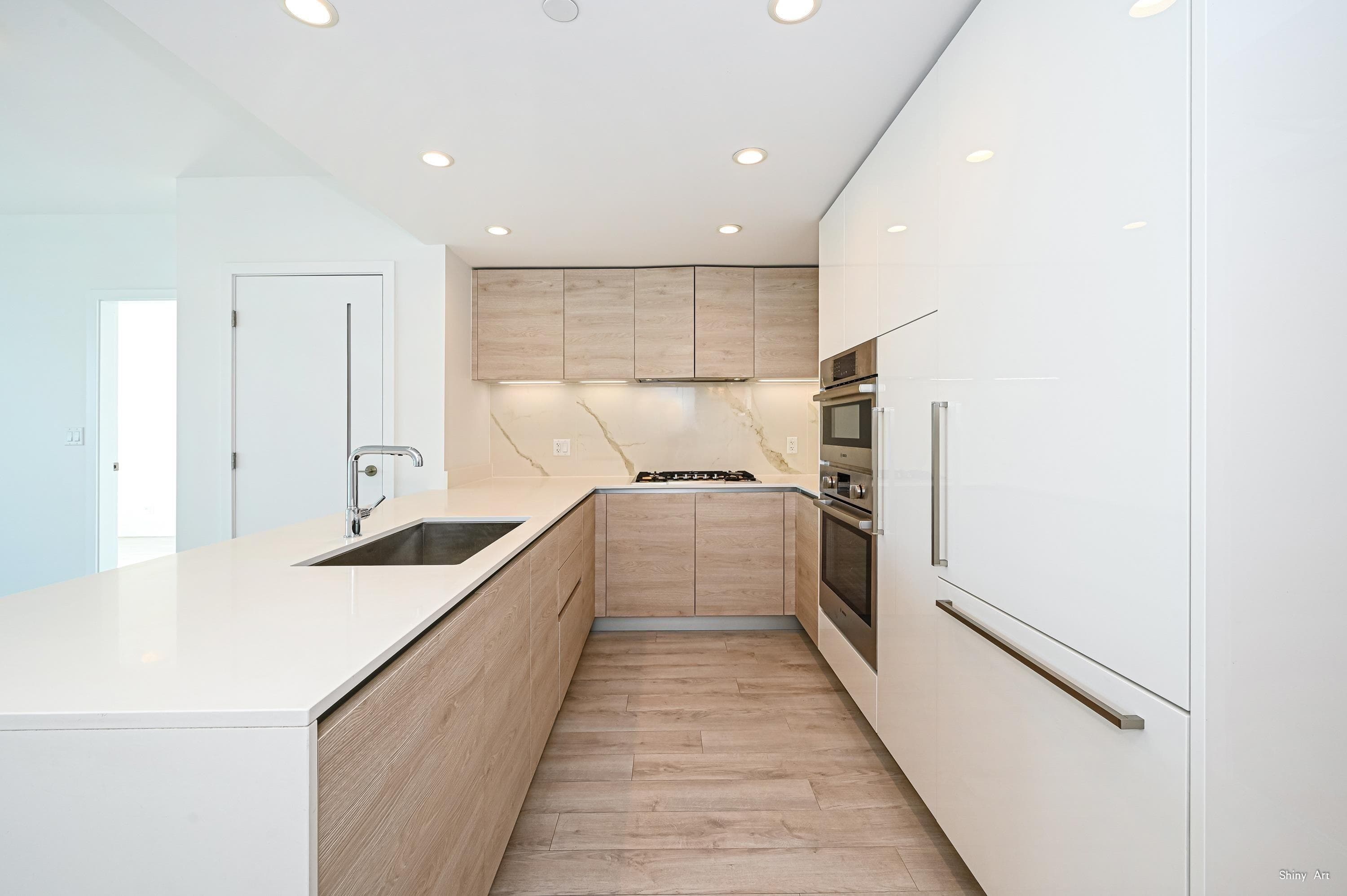 1907 - 2085 Skyline Court, Burnaby, V5C 0M6 — photo 4