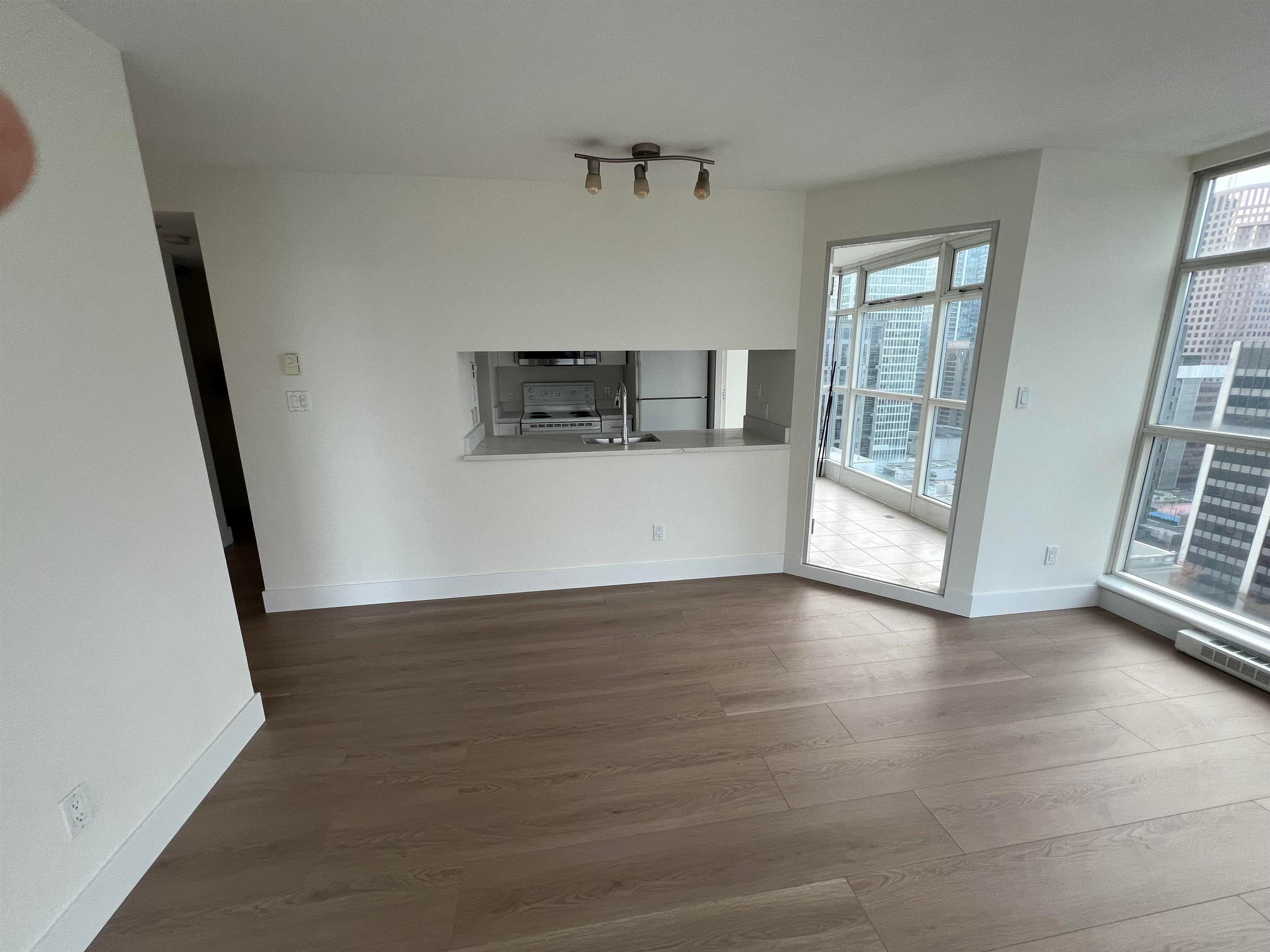 2404 - 438 Seymour Street, Vancouver, V6B 6H4 — photo 5