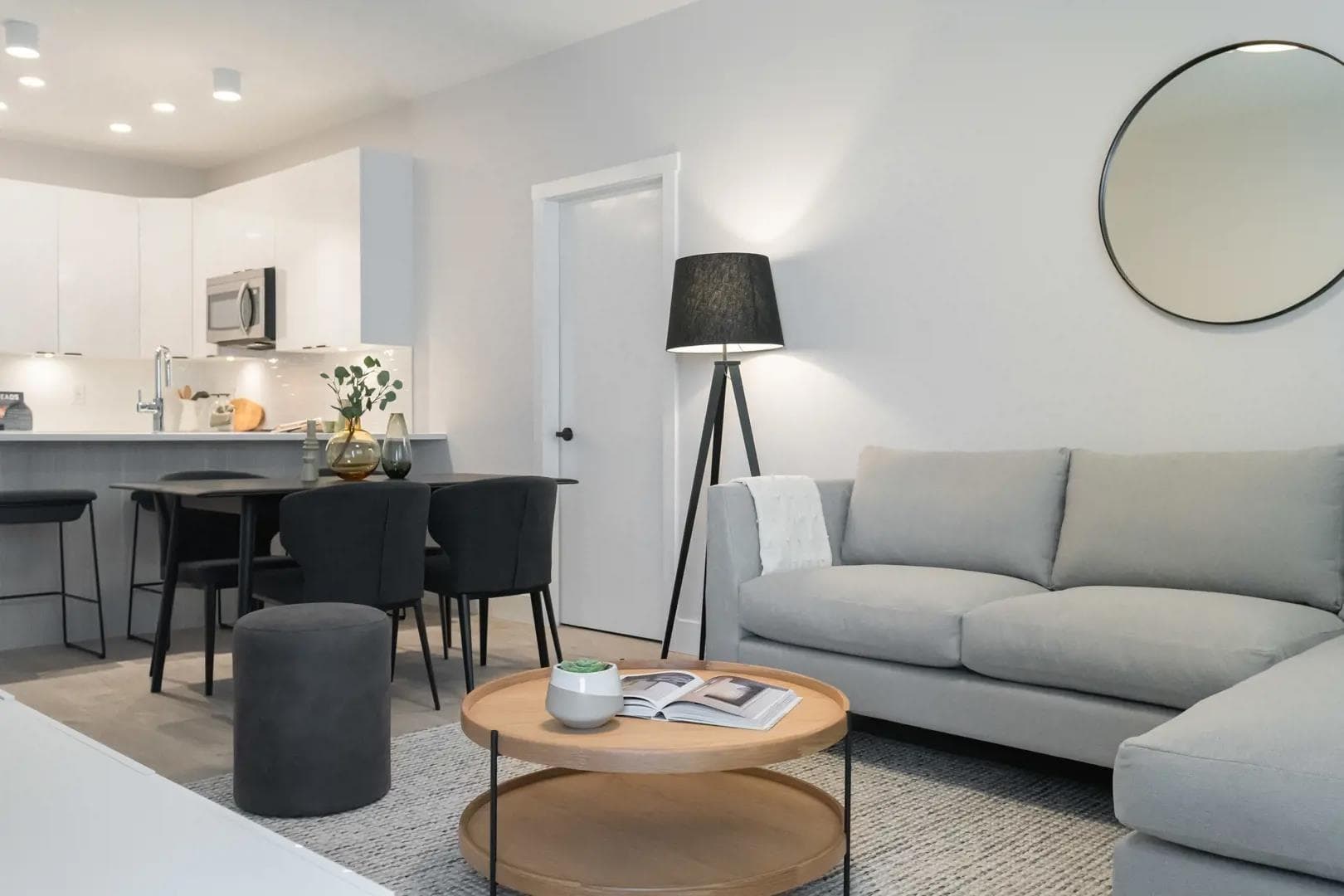 203 - 13452 95 Avenue, Surrey, V3R 7W4 — photo 3