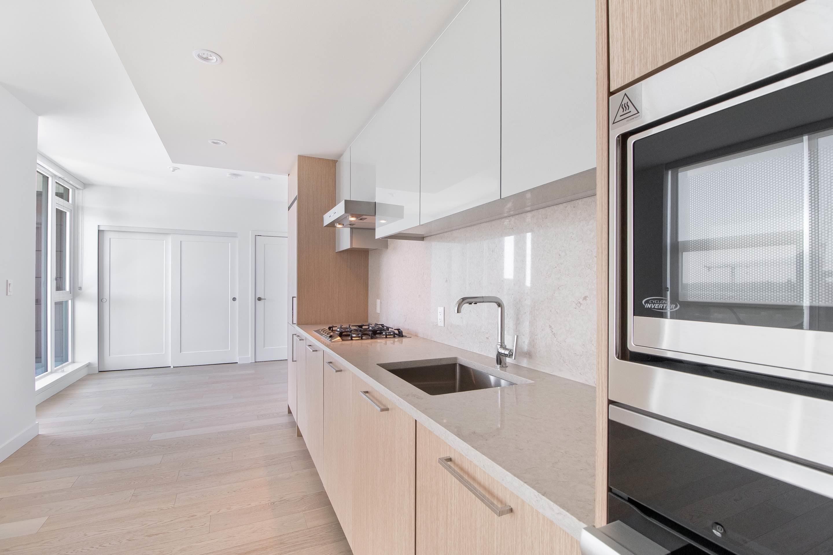 1502 - 3331 No. 3 Road, Richmond, V6X 2B6 — photo 2