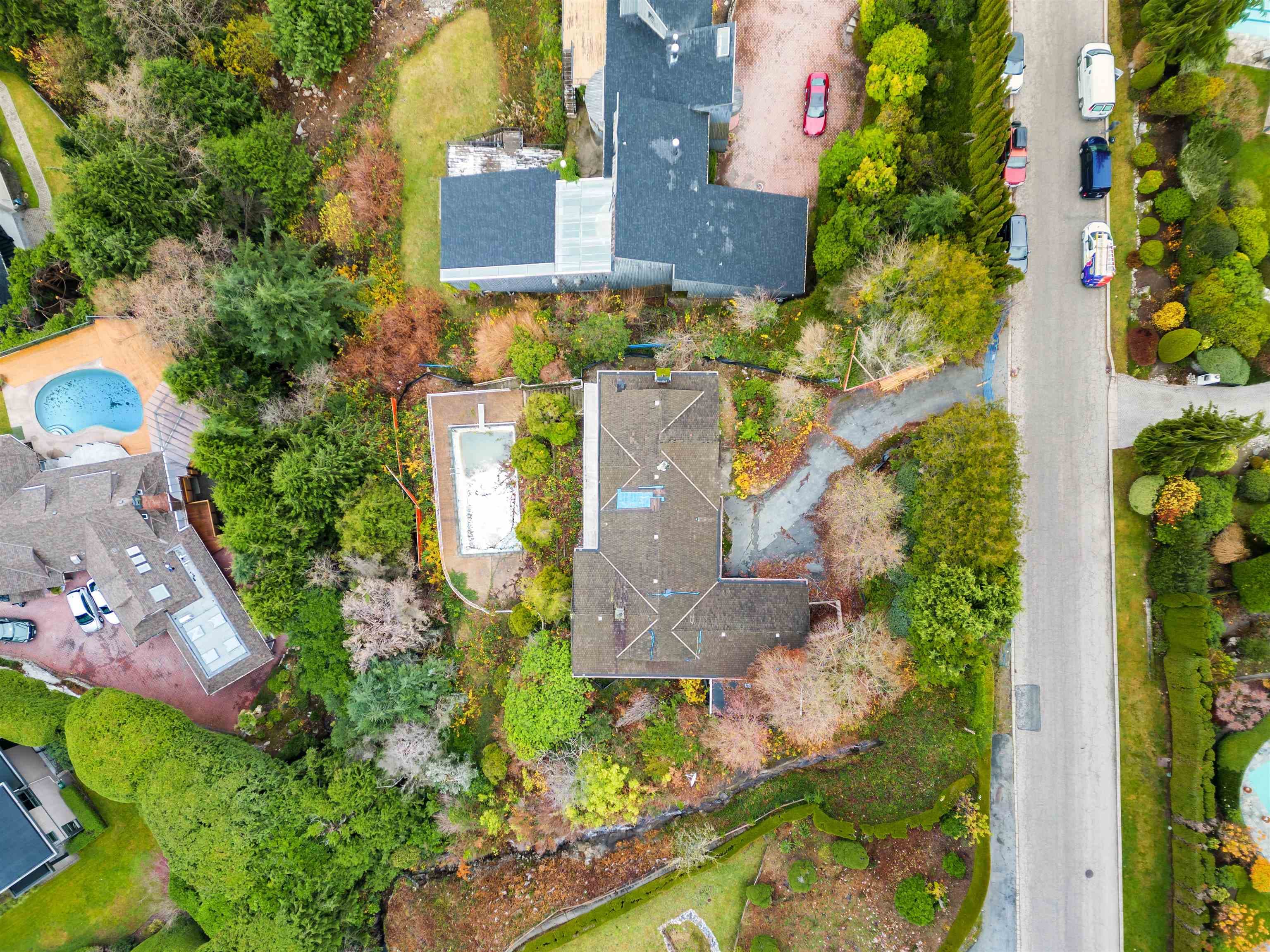 1318 Crestwell Road, West Vancouver, V7S 2P2 — photo 5