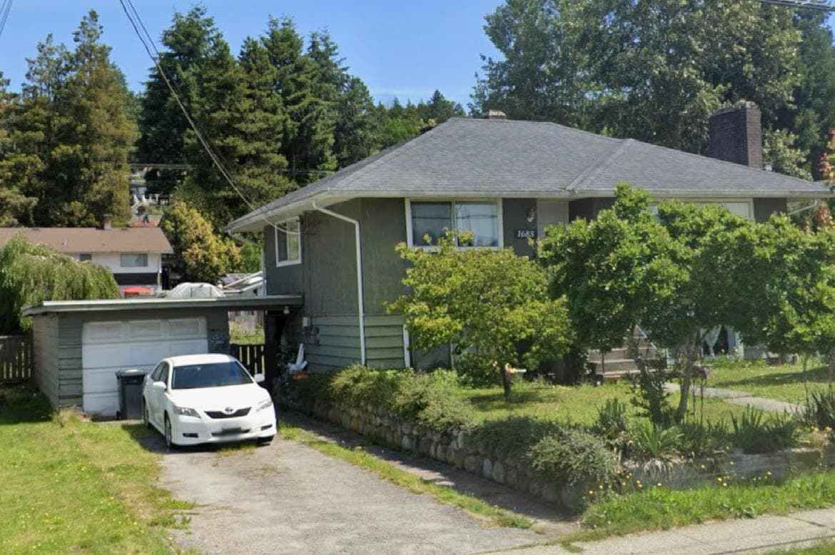 1685 Booth Avenue, Coquitlam, V3K 1B8 — photo 2