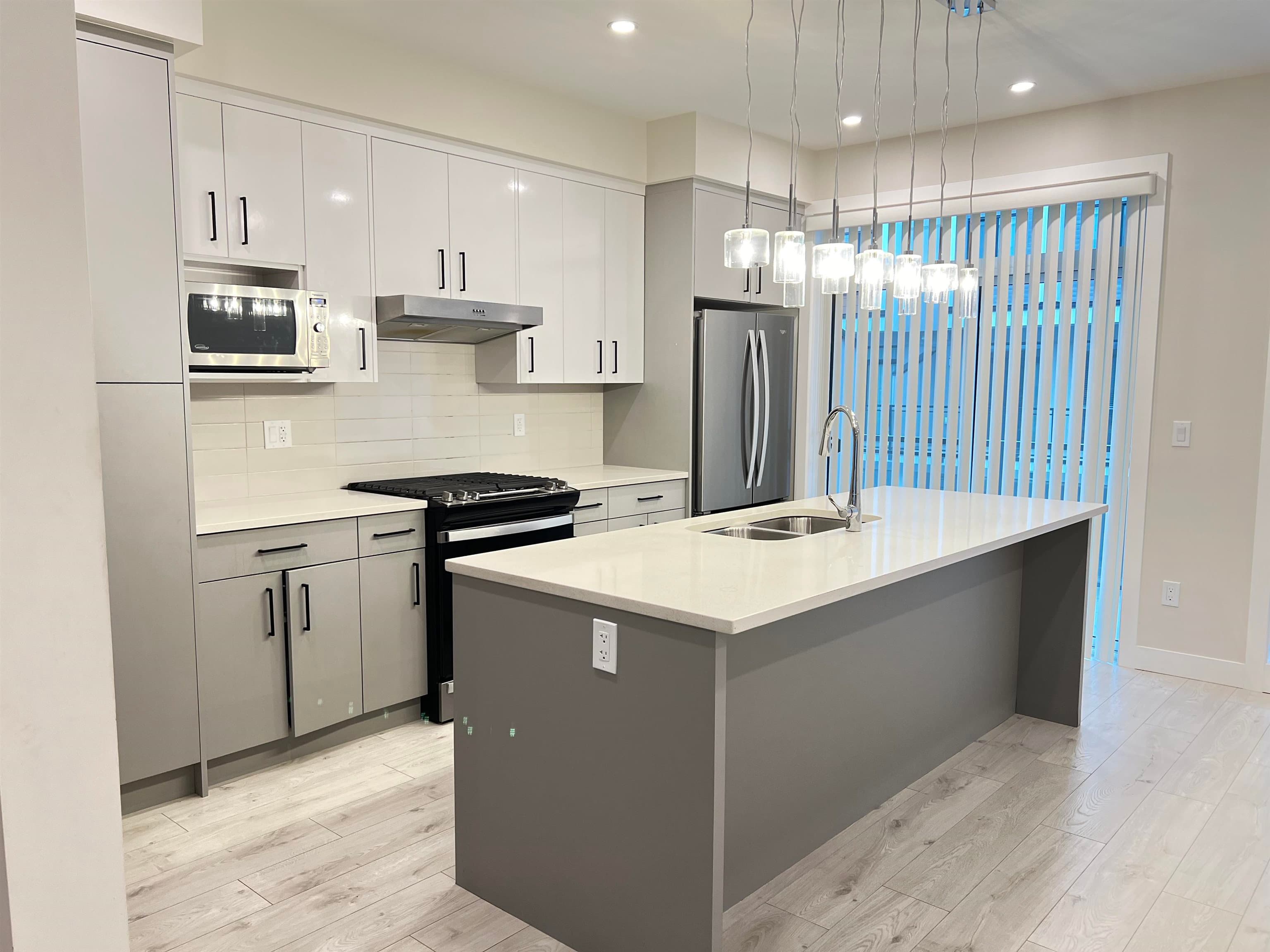 205 - 46150 Thomas Road, Chilliwack, V2R 6H3 — photo 3