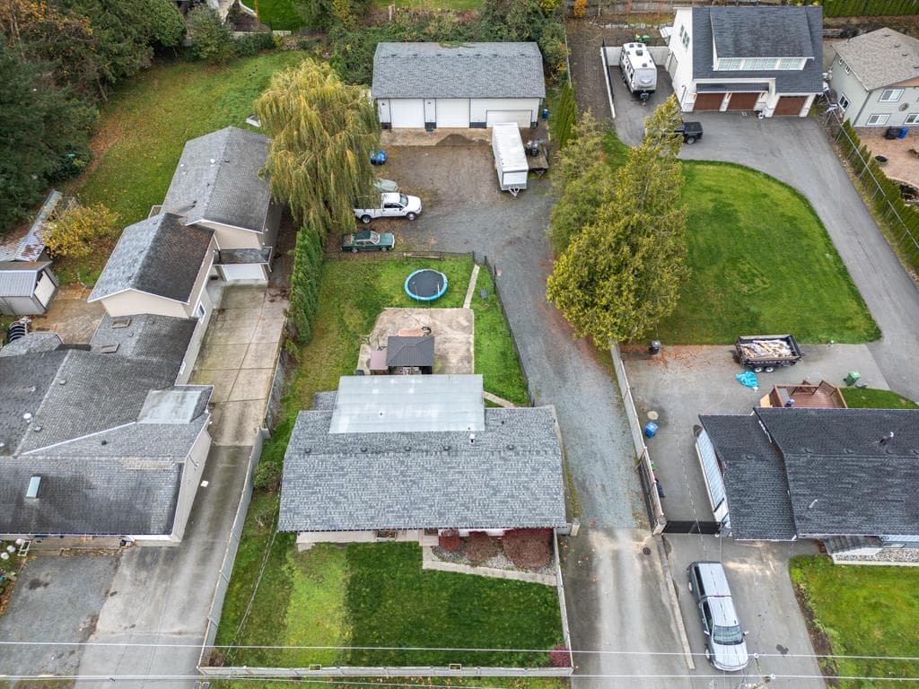 2561 Ross Road, Abbotsford, V4X 1J3 — photo 2