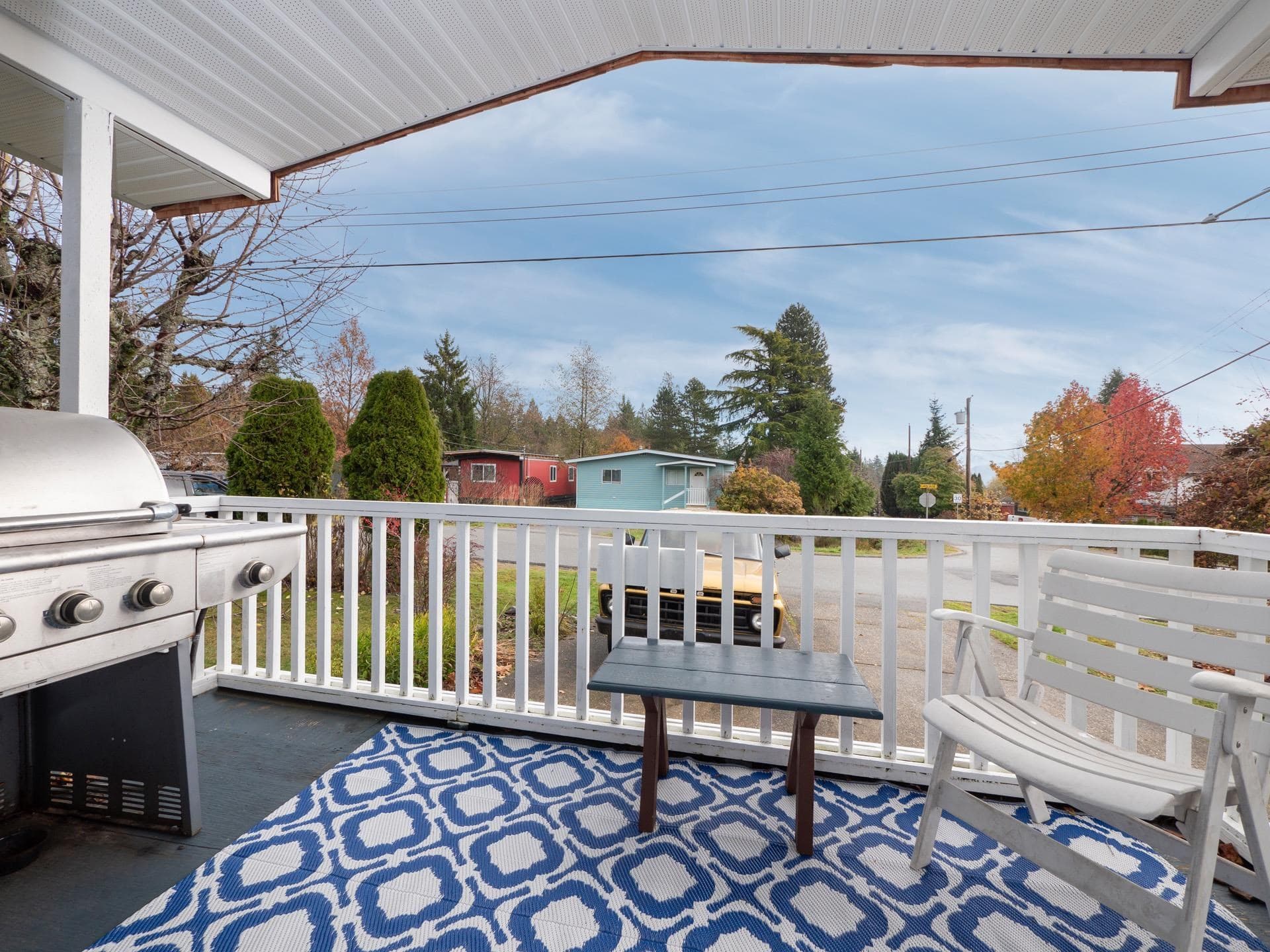 747 Cascade Crescent, Gibsons, V0N 1V9 — photo 2
