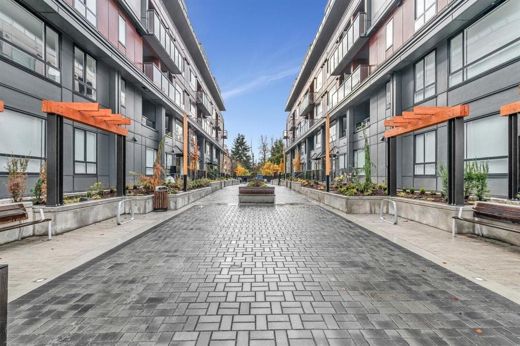 307 - 13858 108 Avenue, Surrey, V3T 0T8 — photo 5