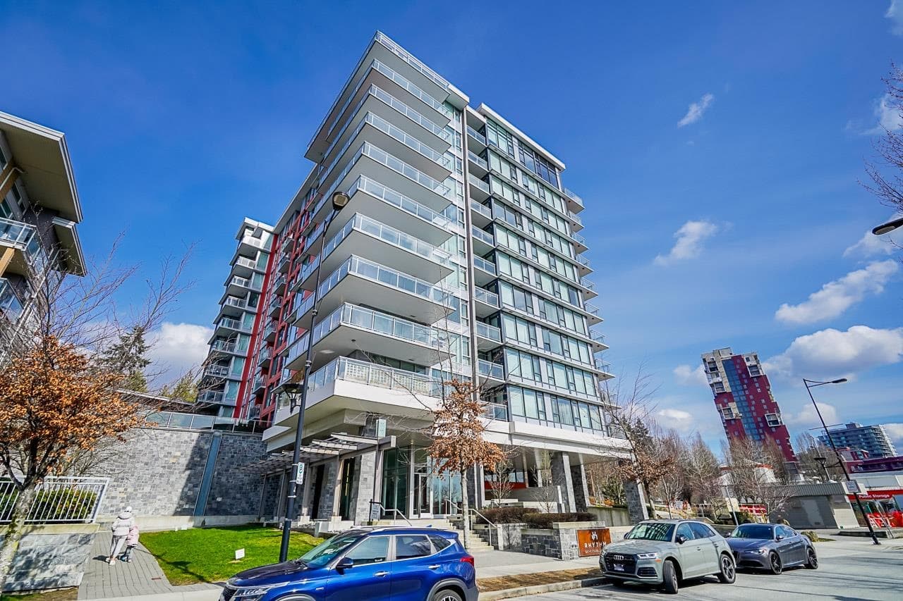 206 - 3281 E Kent Avenue North, Vancouver, V5S 0C4 — photo 1