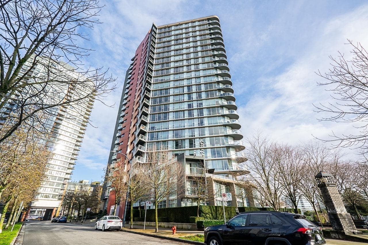 1907 - 918 Cooperage Way, Vancouver, V6B 0A7 — photo 2