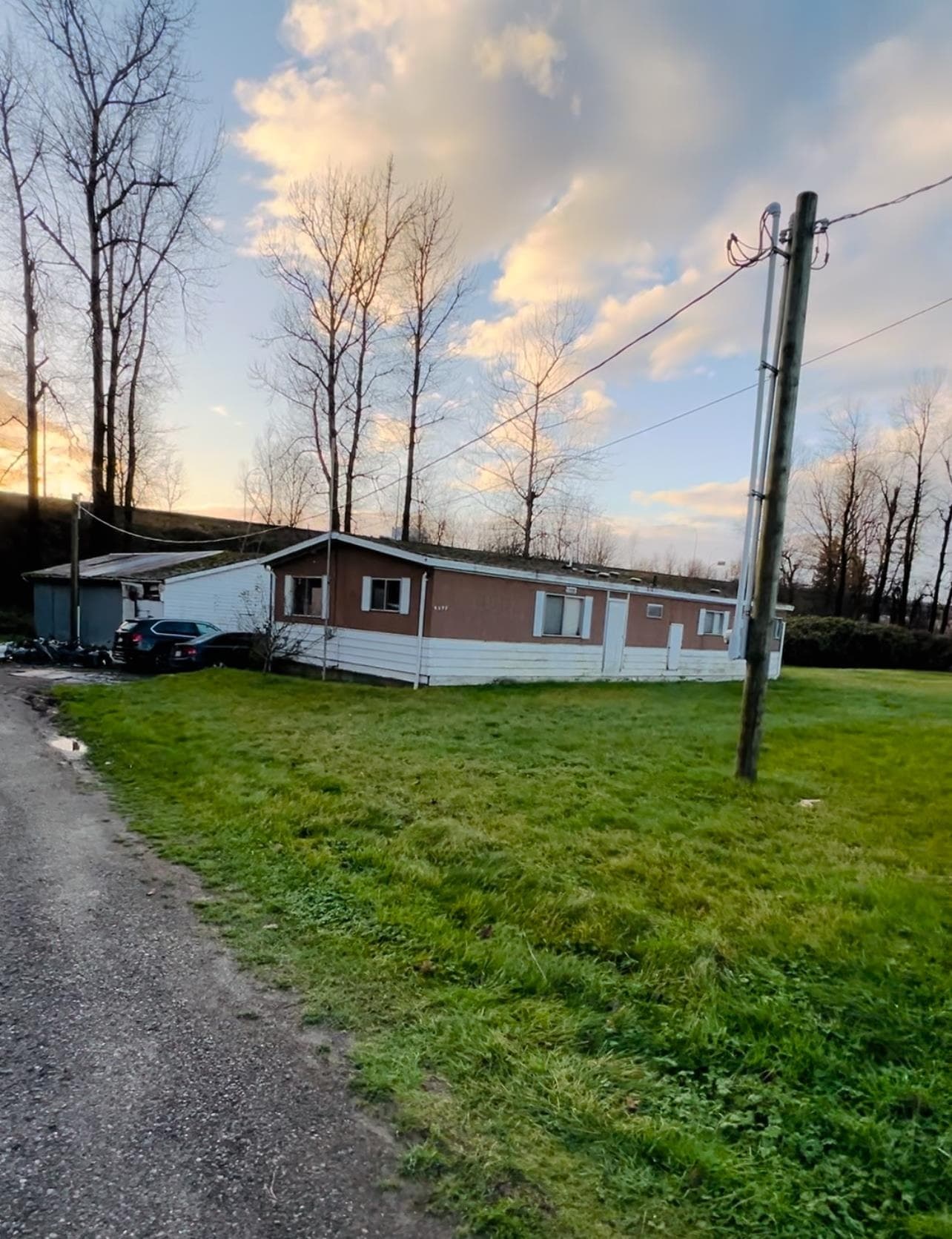 6477 Riverside Street, Abbotsford, V4X 1T9 — photo 2