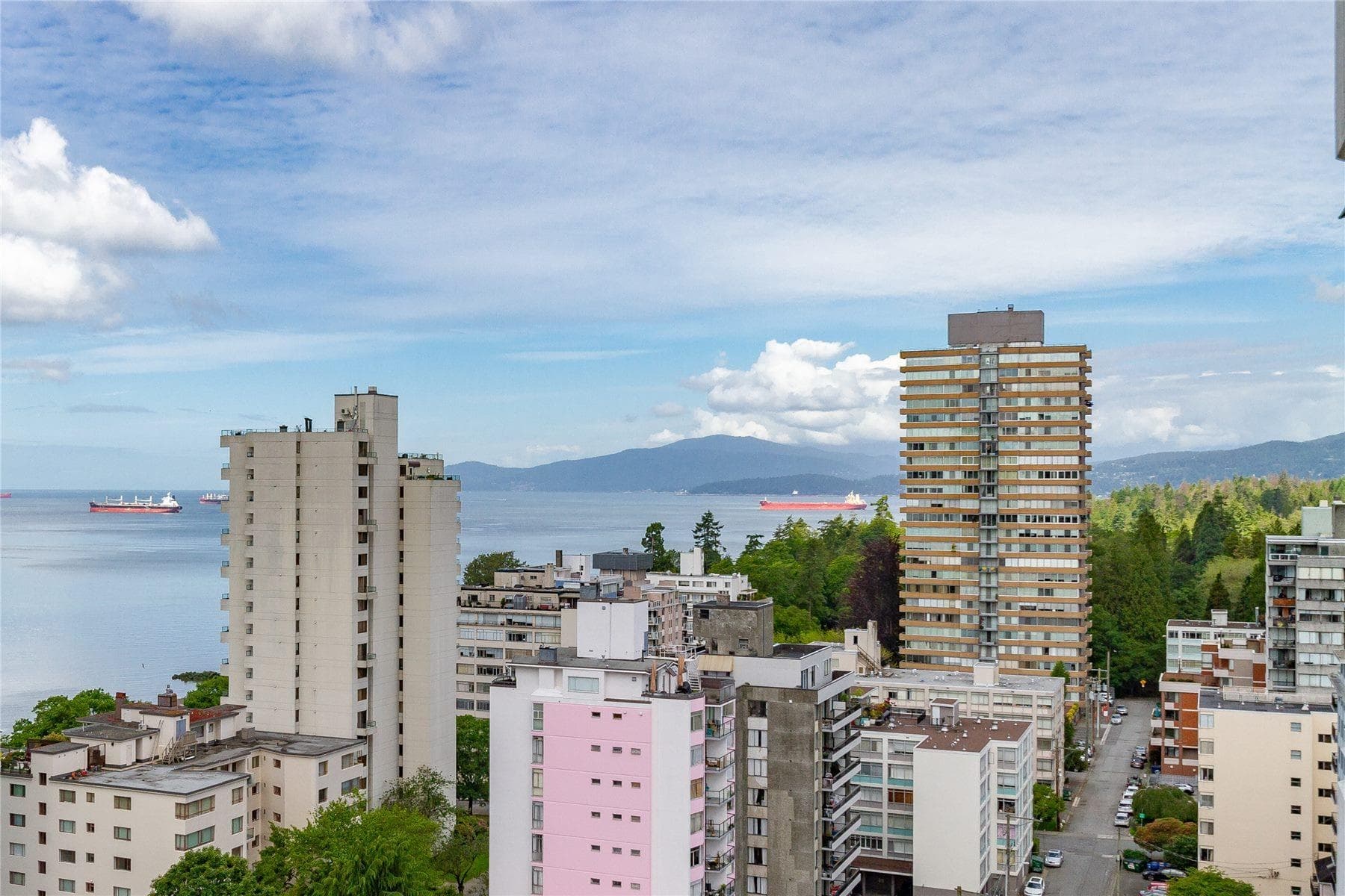 1850 Comox Street, Vancouver, V6G 1R3 — photo 3