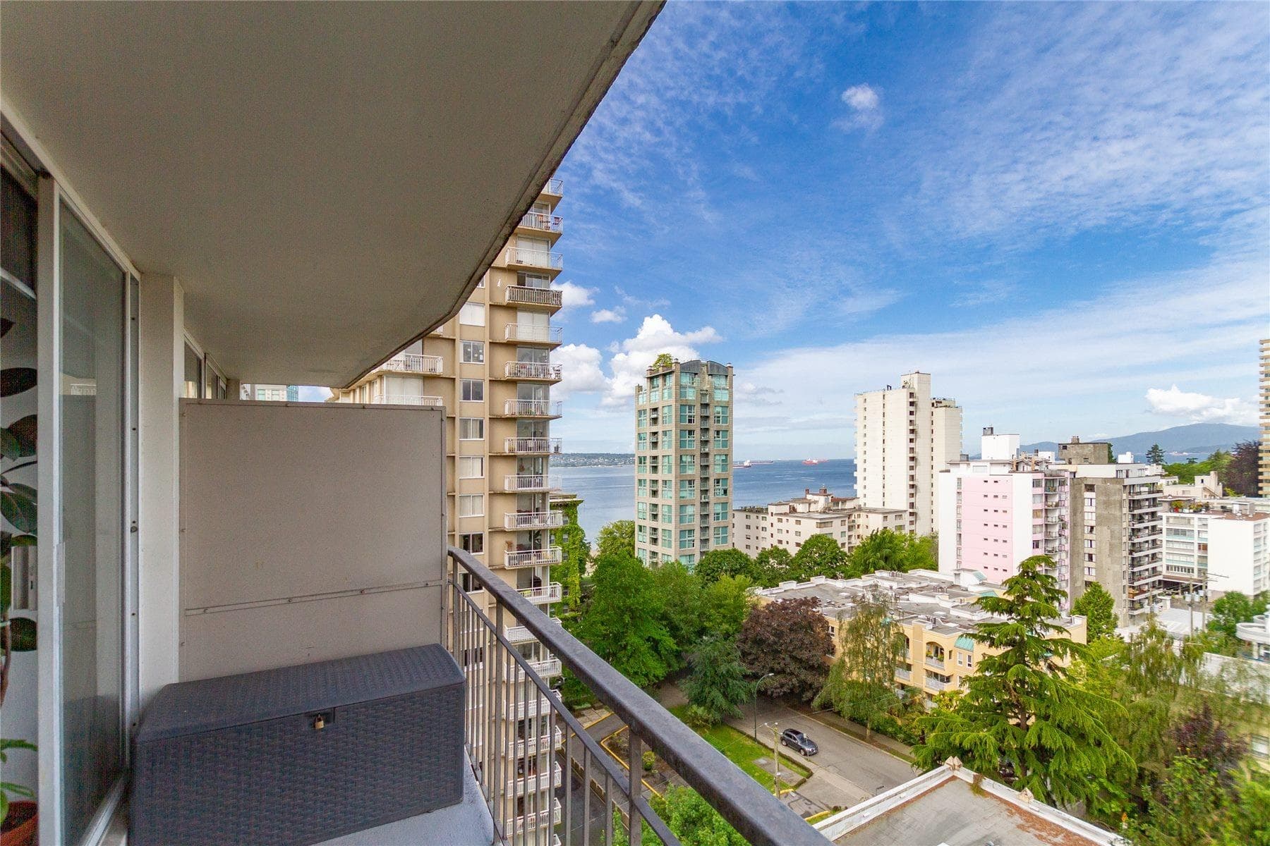1205 - 1850 Comox Street, Vancouver, V6G 1R3 — photo 2