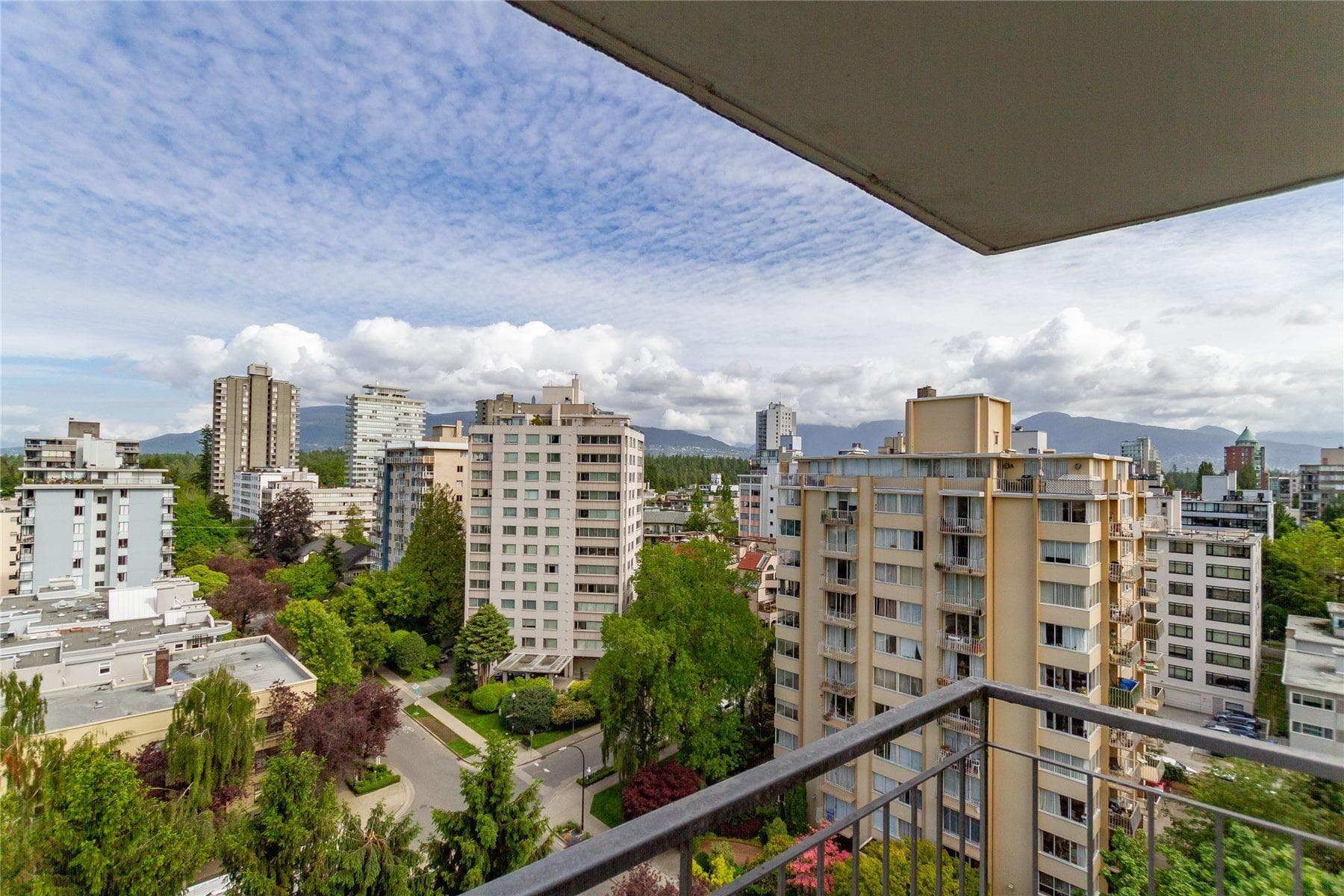 1205 - 1850 Comox Street, Vancouver, V6G 1R3 — photo 4