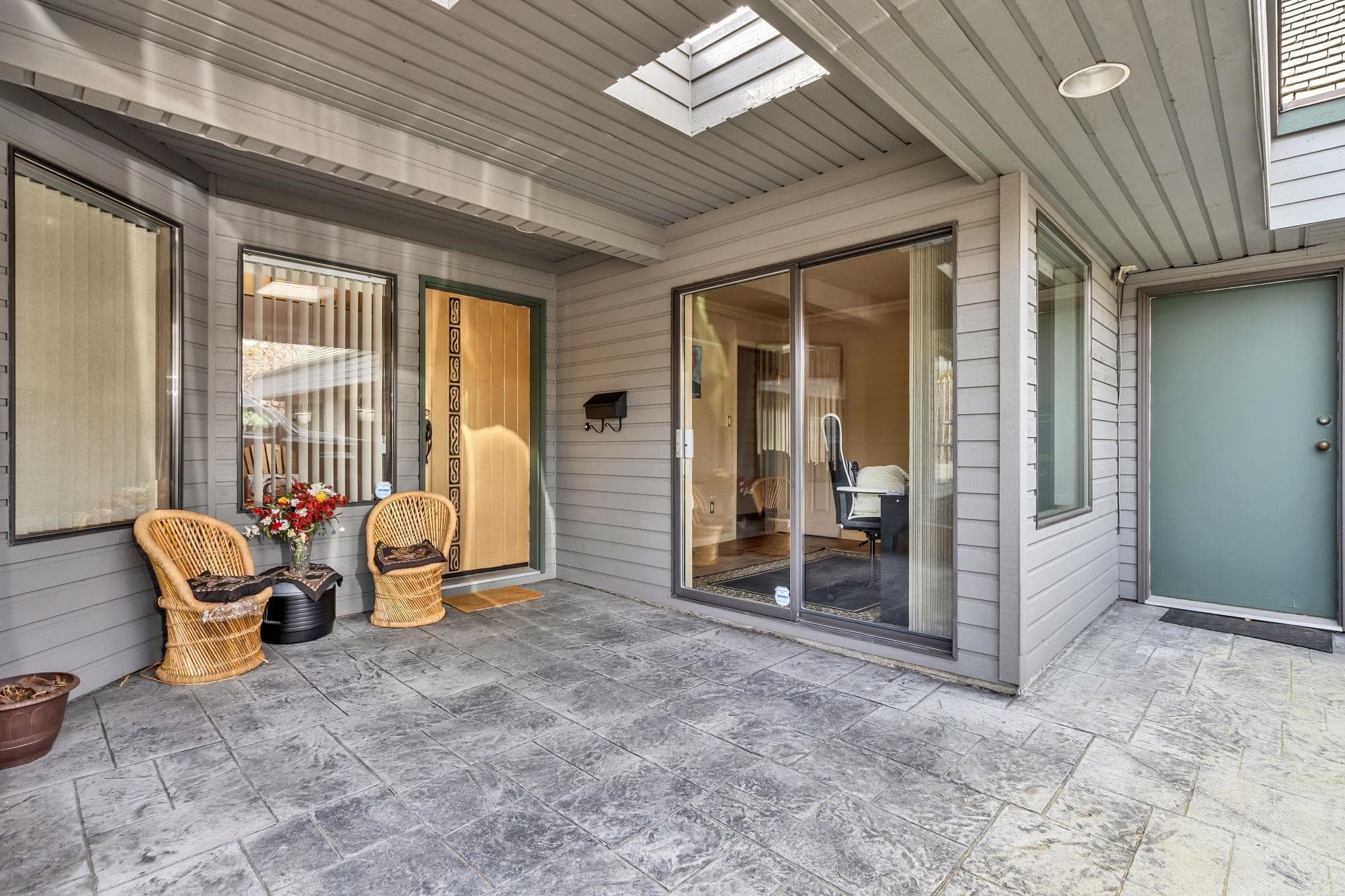 5441 128 Street, Surrey, V3X 1T8 — photo 4