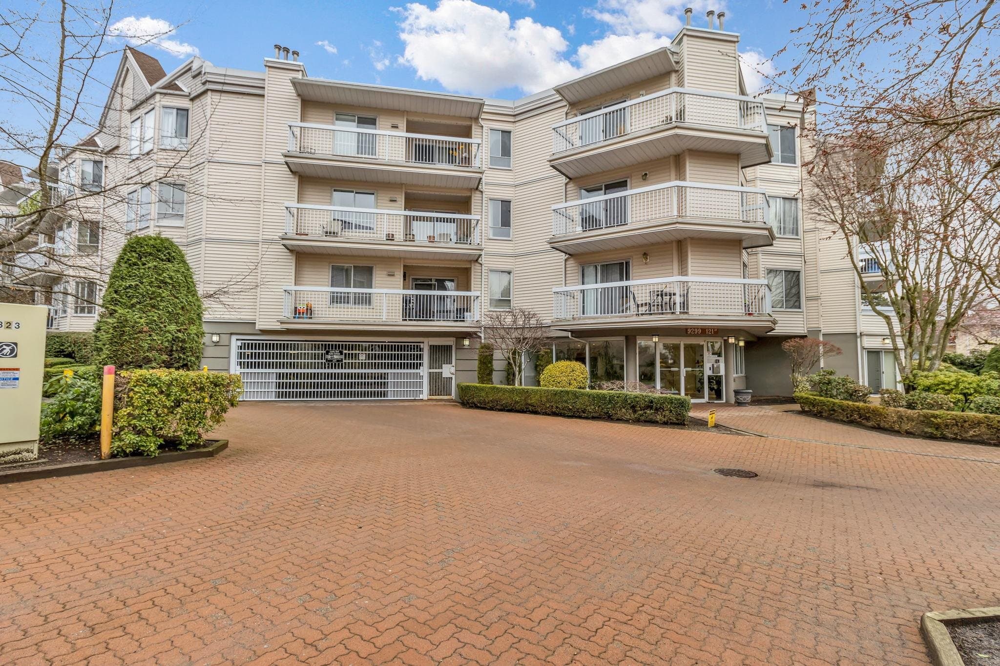 315 - 9299 121 Street, Surrey, V3V 7X8 — photo 2