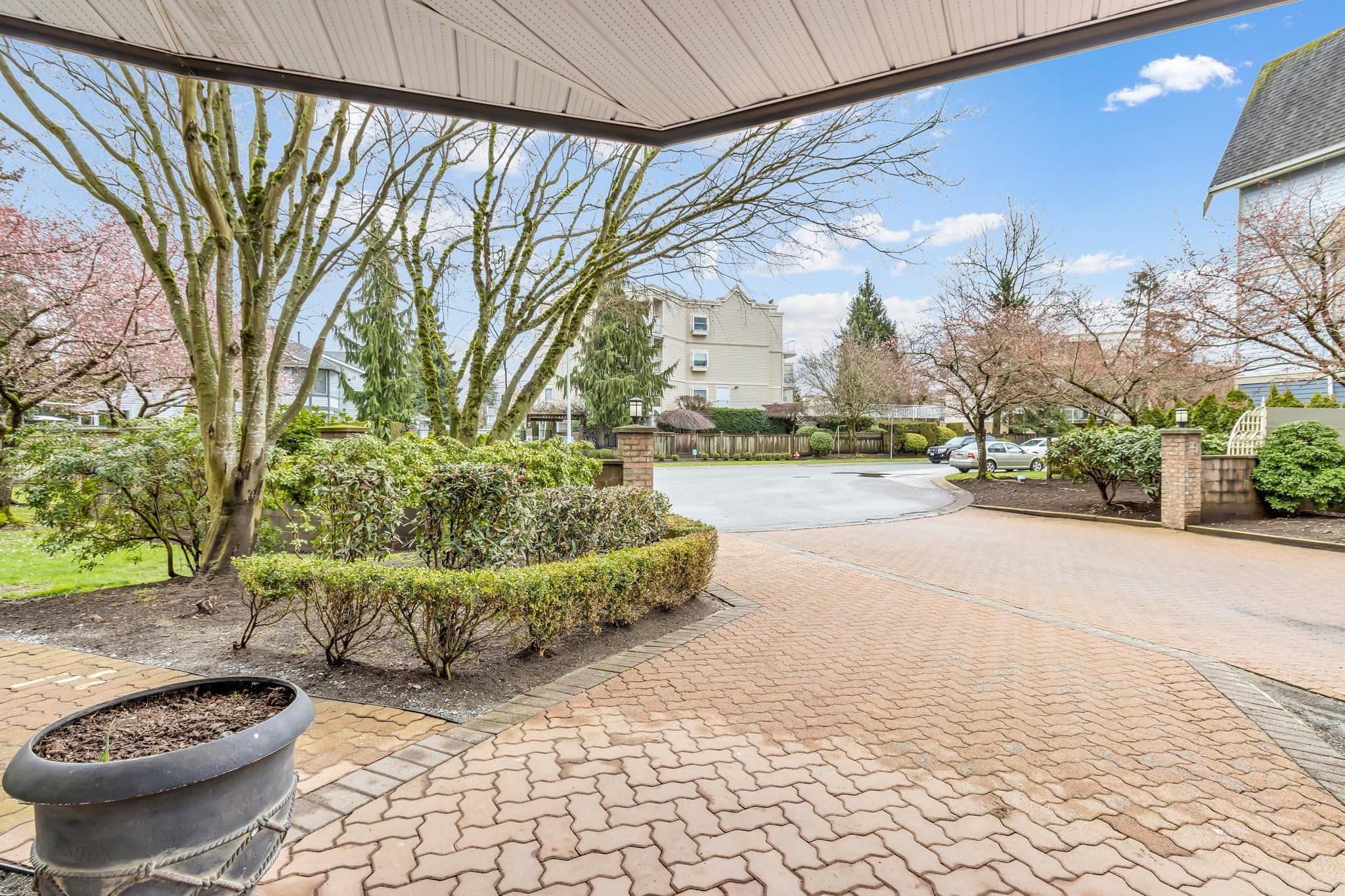 315 - 9299 121 Street, Surrey, V3V 7X8 — photo 3