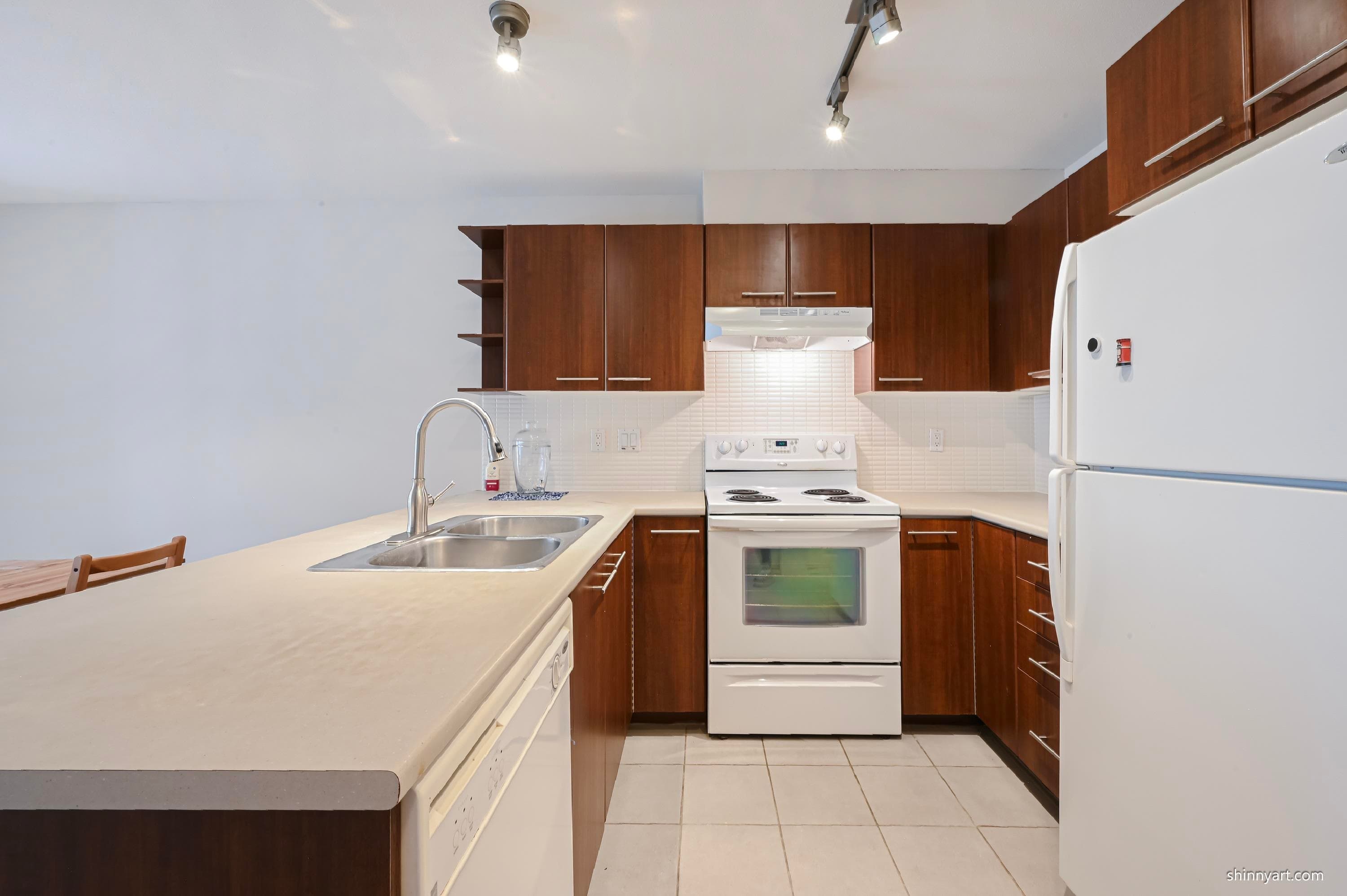 218 - 4833 Brentwood Drive, Burnaby, V5C 0C3 — photo 4