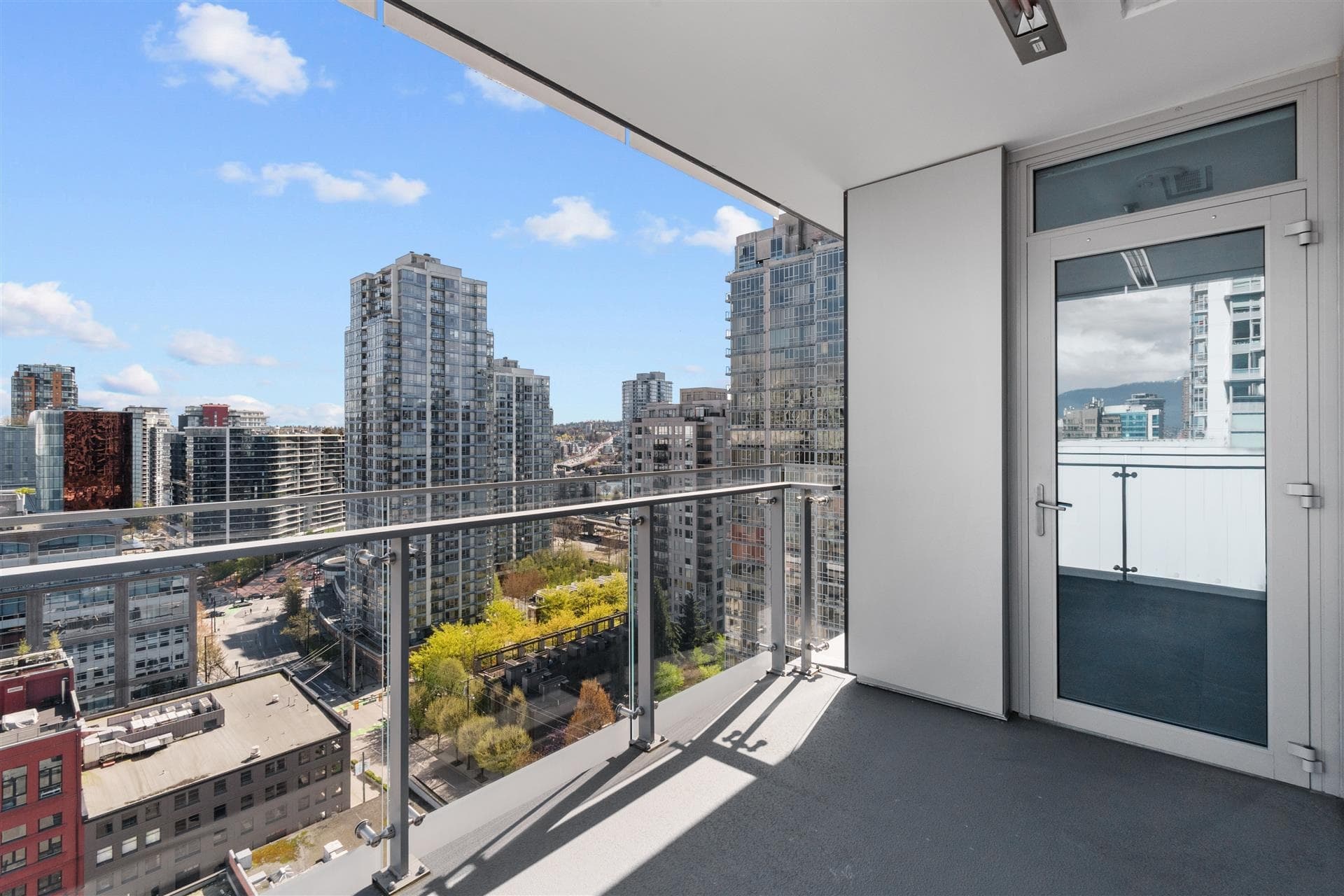 1502 - 885 Cambie Street, Vancouver, V6B 0R6 — photo 4