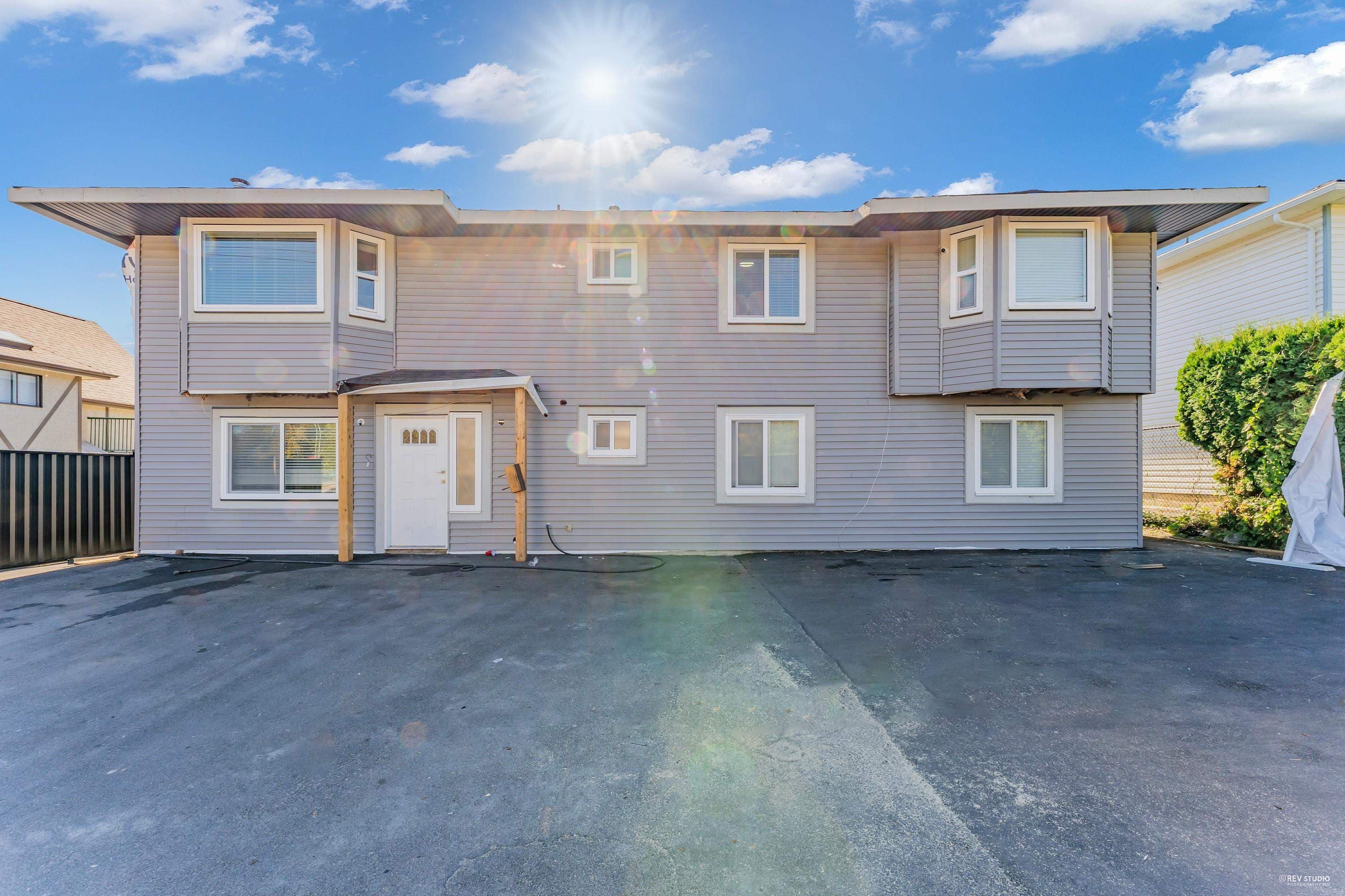 13572 68 Avenue, Surrey