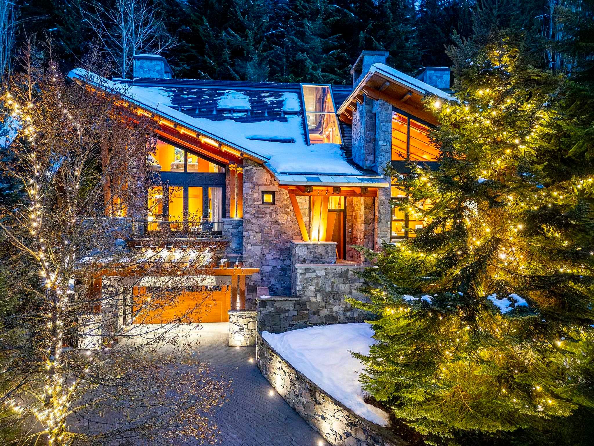 4961 Horstman Lane, Whistler, V0N 1B4 — photo 3
