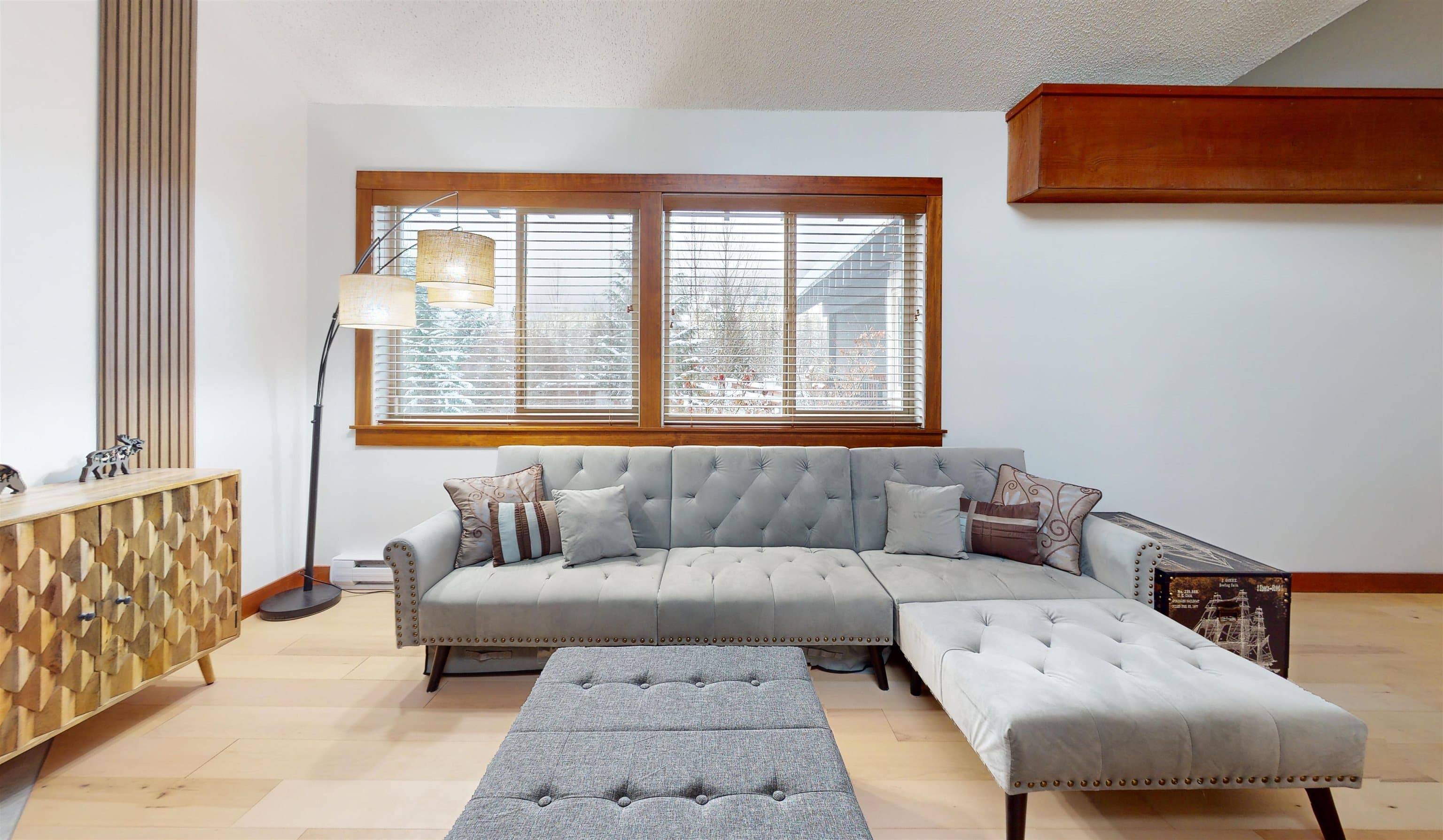301 - 2021 Karen Crescent, Whistler, V8E 0H1 — photo 4